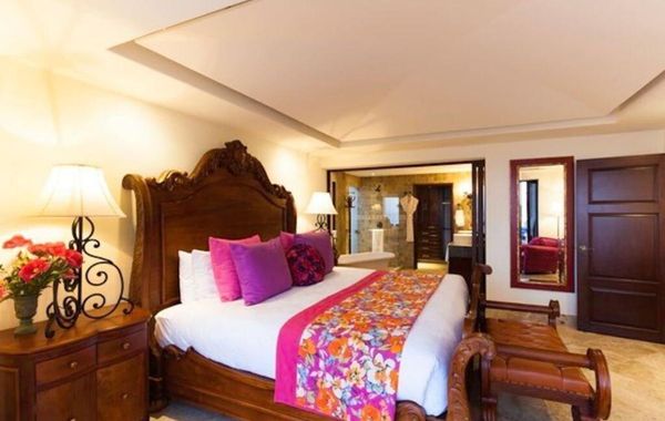 Exquisite Private 3 Bedroom Villa at the Residences at Hacienda Encantada - Hoteles con jacuzzi en Cabo San Lucas