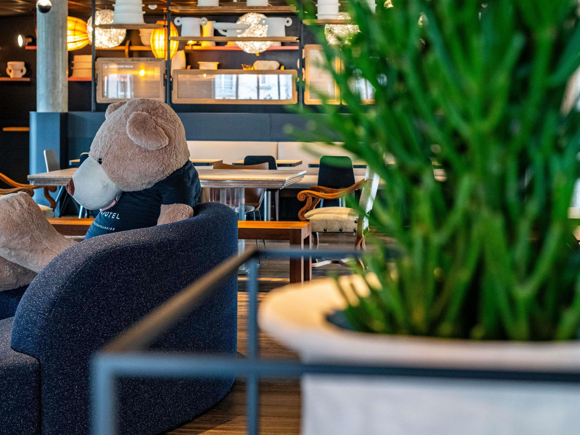 Vista Lobby Novotel Suites Reims Centre