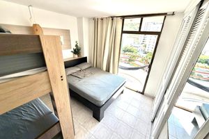 Alquiler Vacacional - A 5 min de la playa, seguro, spa, piscina, tenis, aire, para 5