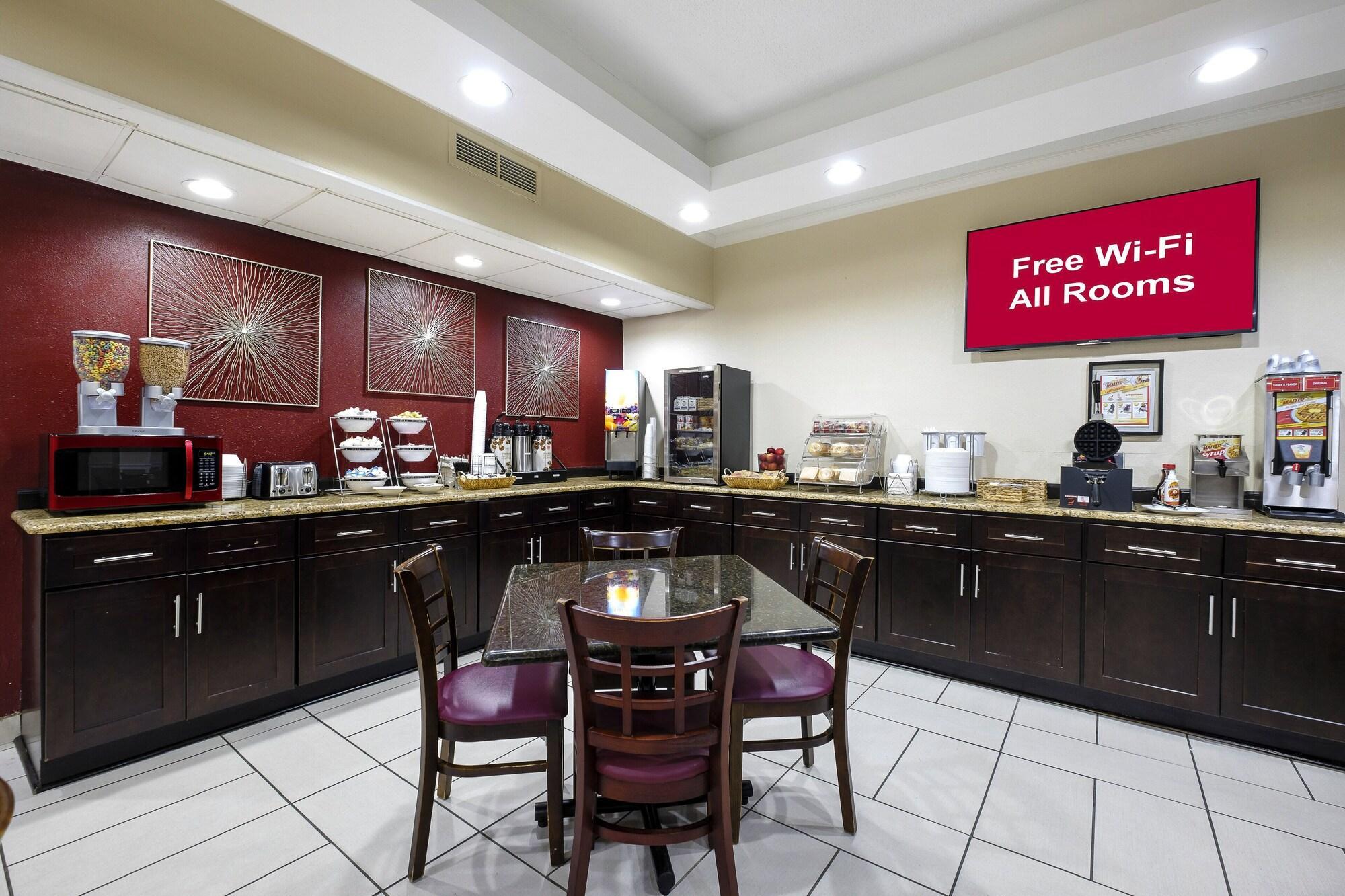 Restaurant Red Roof Inn & Suites Jacksonville, NC