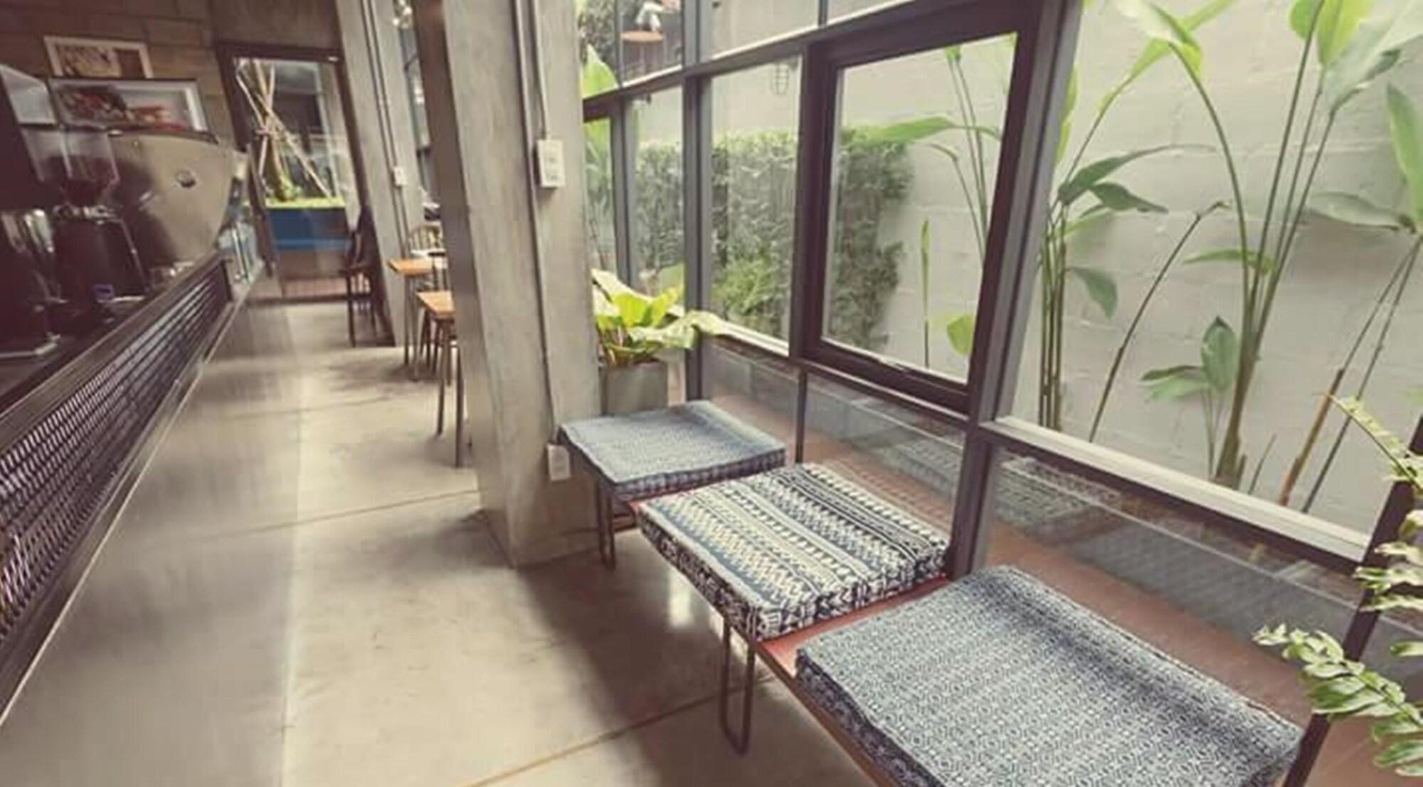 Bar/Salón Little PP Hometel