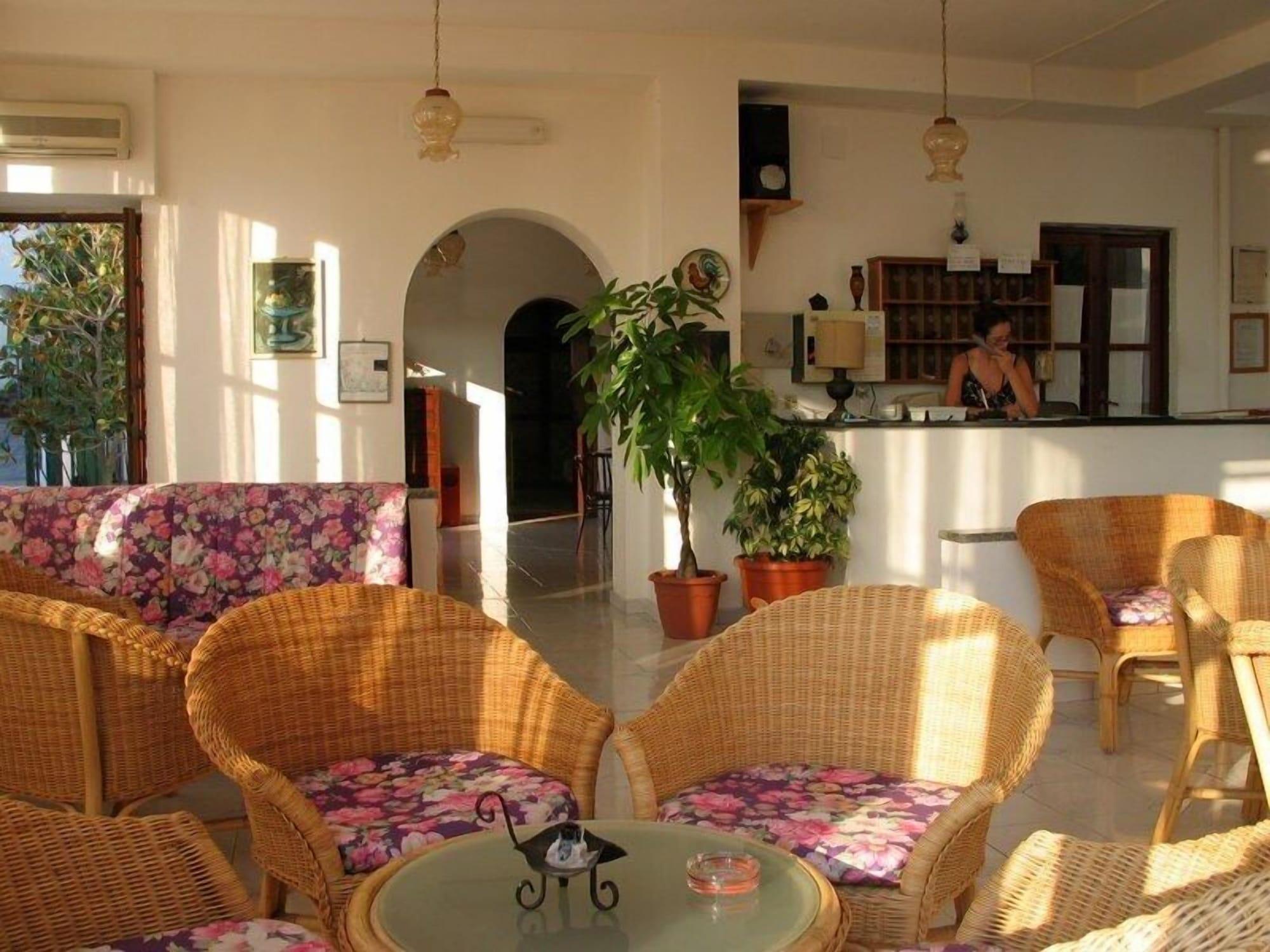 Bar/Salón Villa Petrusa
