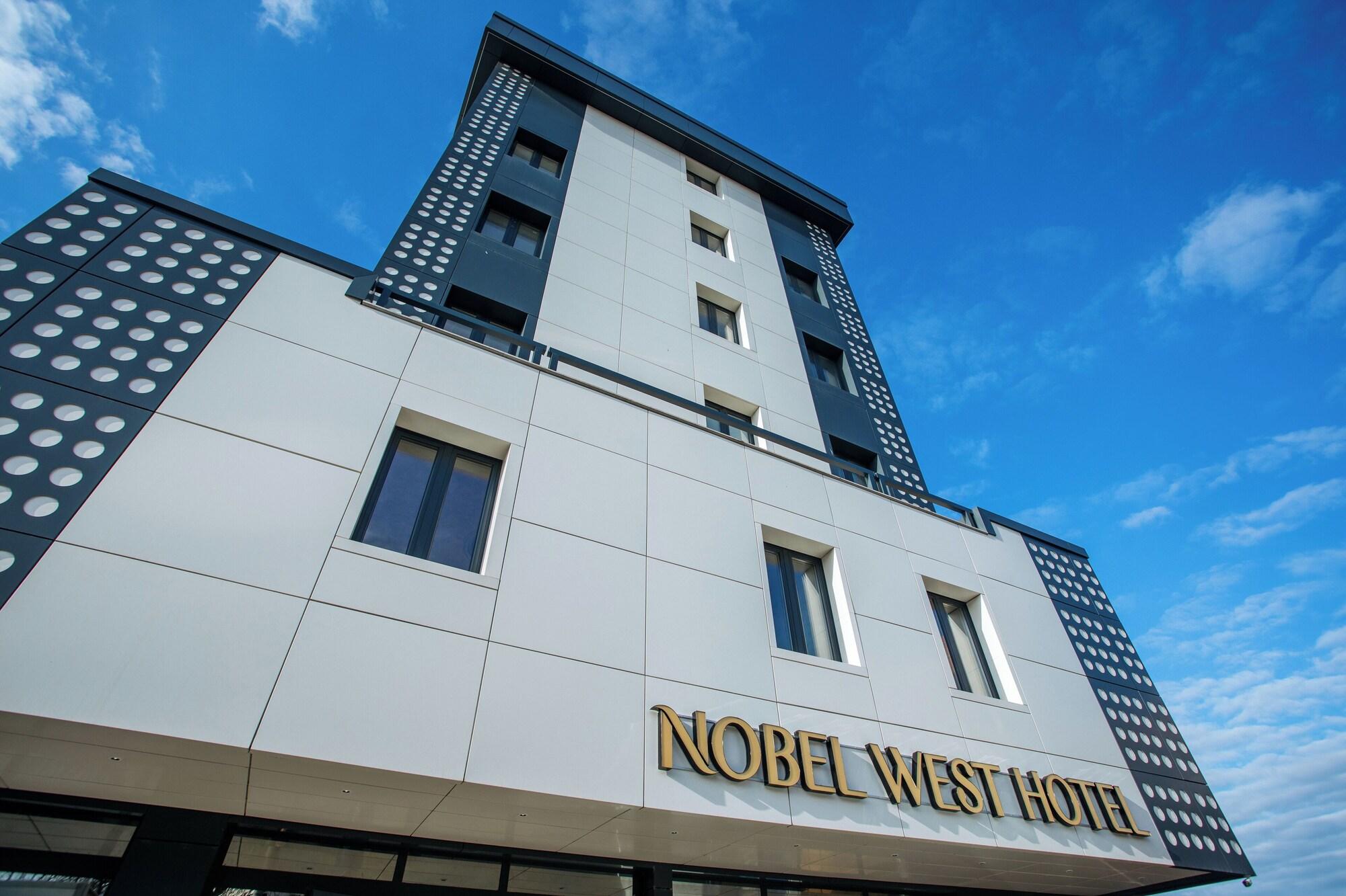 Vista Exterior Nobel West Hotel