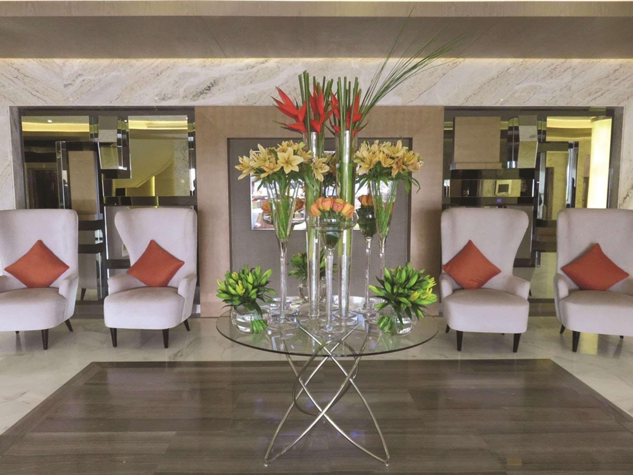 Vista Lobby DoubleTree by Hilton Riyadh - Al Muroj Business Gate
