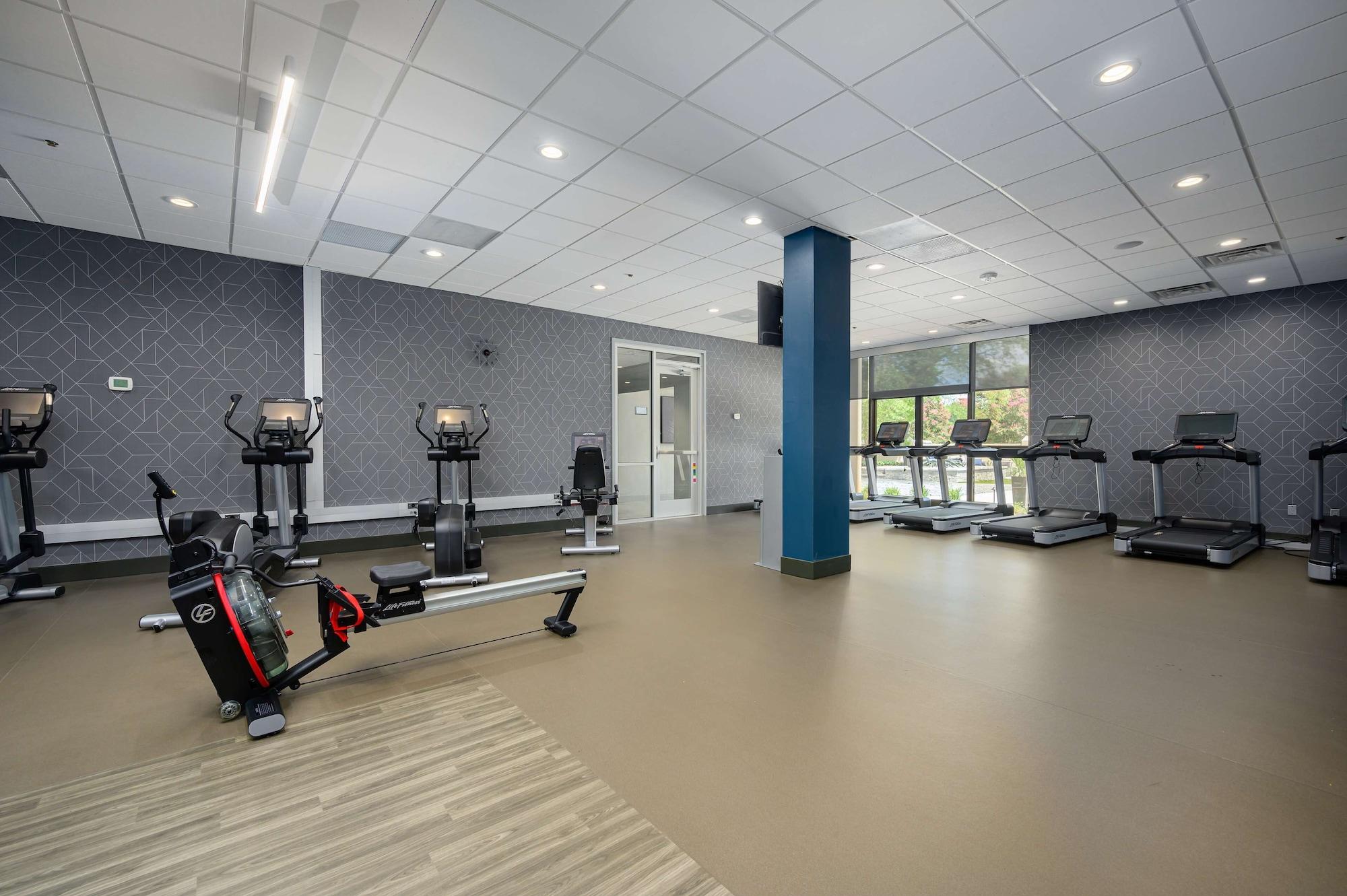 Gimnasio DoubleTree by Hilton Raleigh Midtown, NC