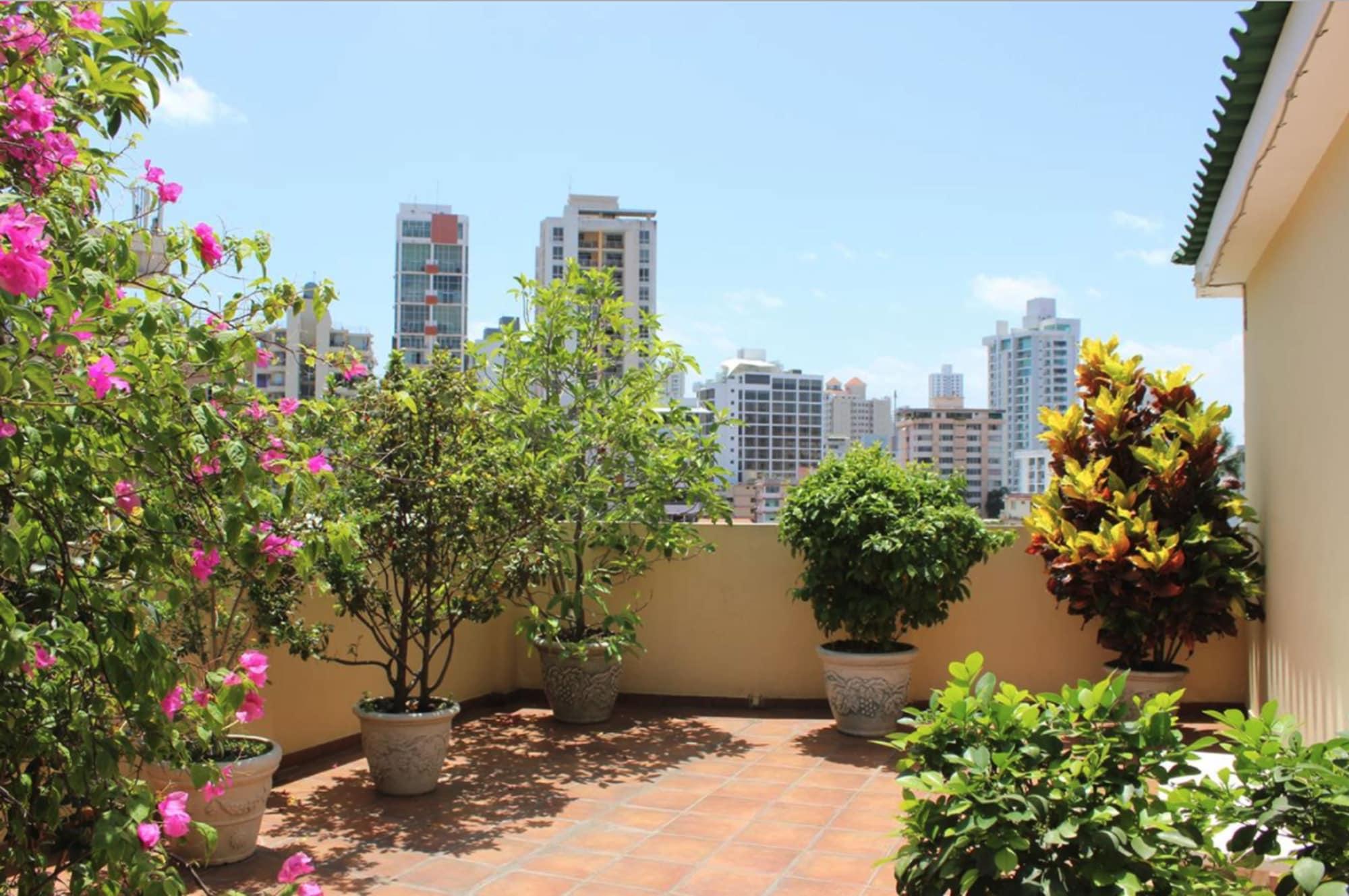 Vista Exterior Toscana Inn