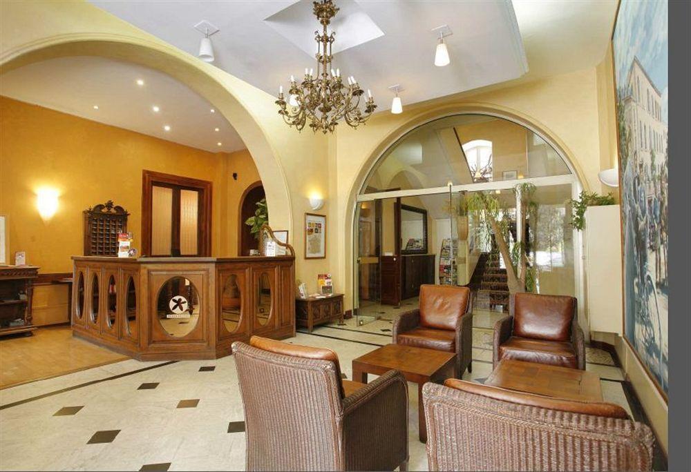 Vista Lobby Unique& affordable hotel service on Nusa Lembongan