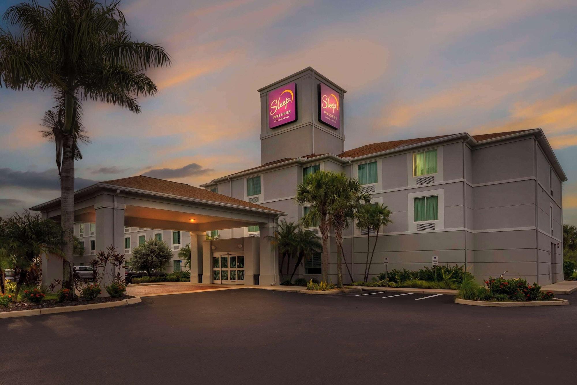Vista Exterior Sleep Inn & Suites Port Charlotte - Punta Gorda