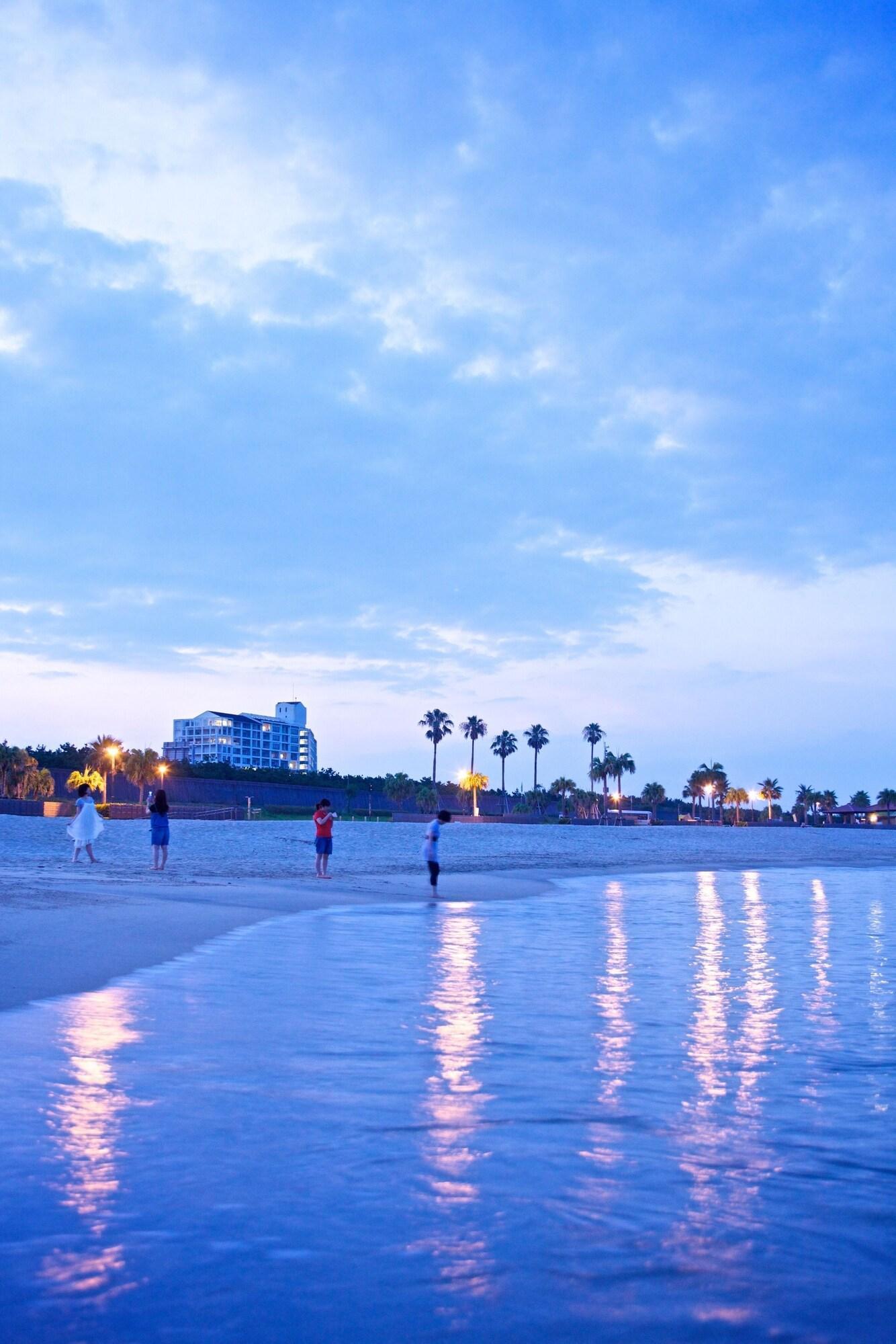 Playa Luxze Hitotsuba