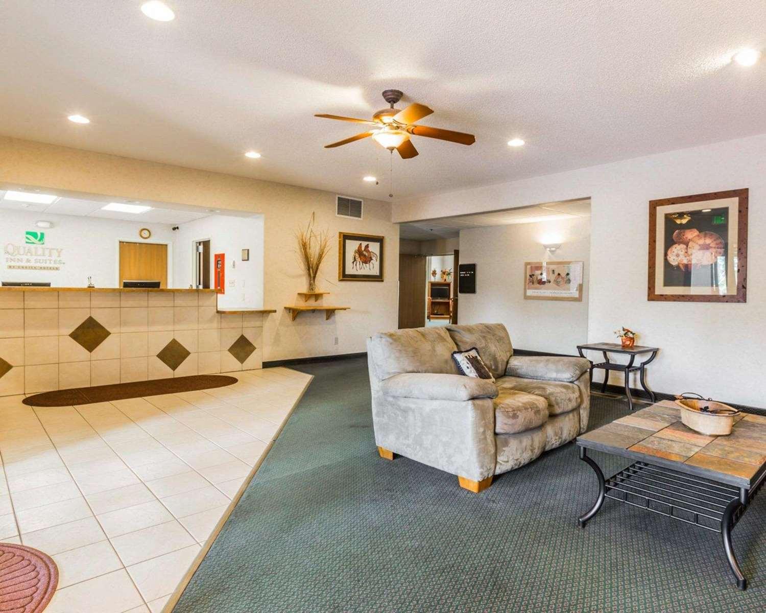 Vista Lobby Quality Inn and Suites Montrose-Black Canyon Area