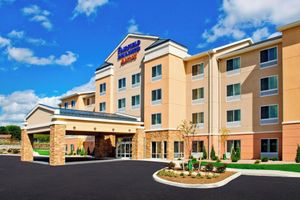 Alojamiento - Fairfield Inn & Suites Watertown Thousand Islands