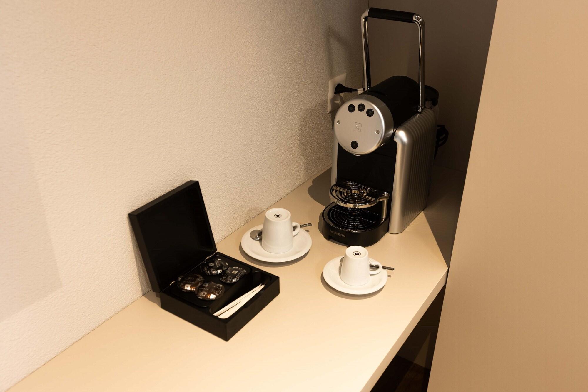 Set de Habitación Hotel Rondo - Self-Check-in