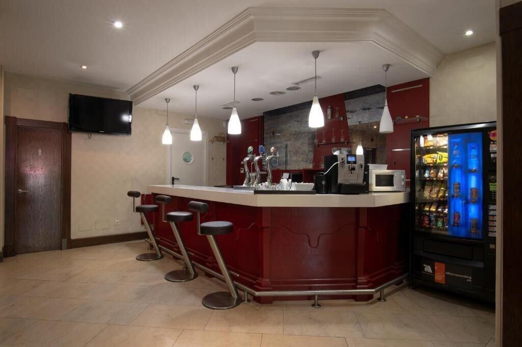 Bar/Salón Hotel Villa De Barajas