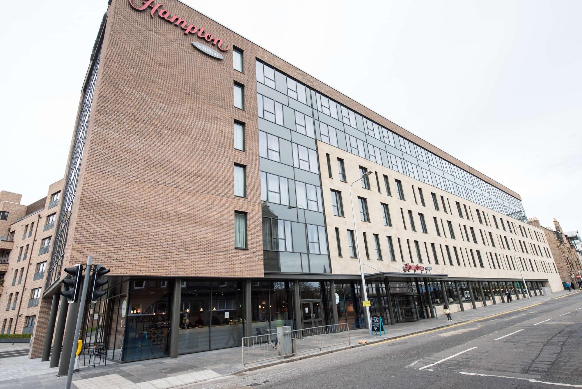 Vista Exterior Hampton by Hilton Edinburgh West End