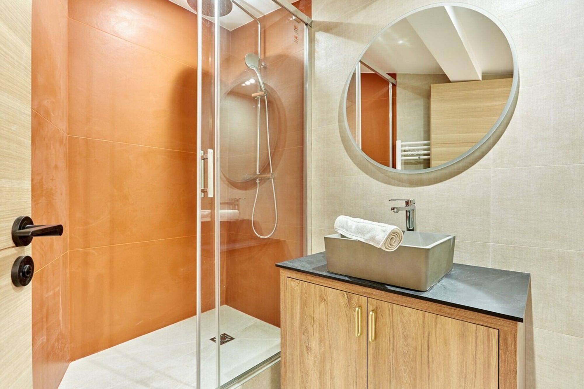 Equipamiento de Habitación Superb Apartment Center of Paris Montmartre