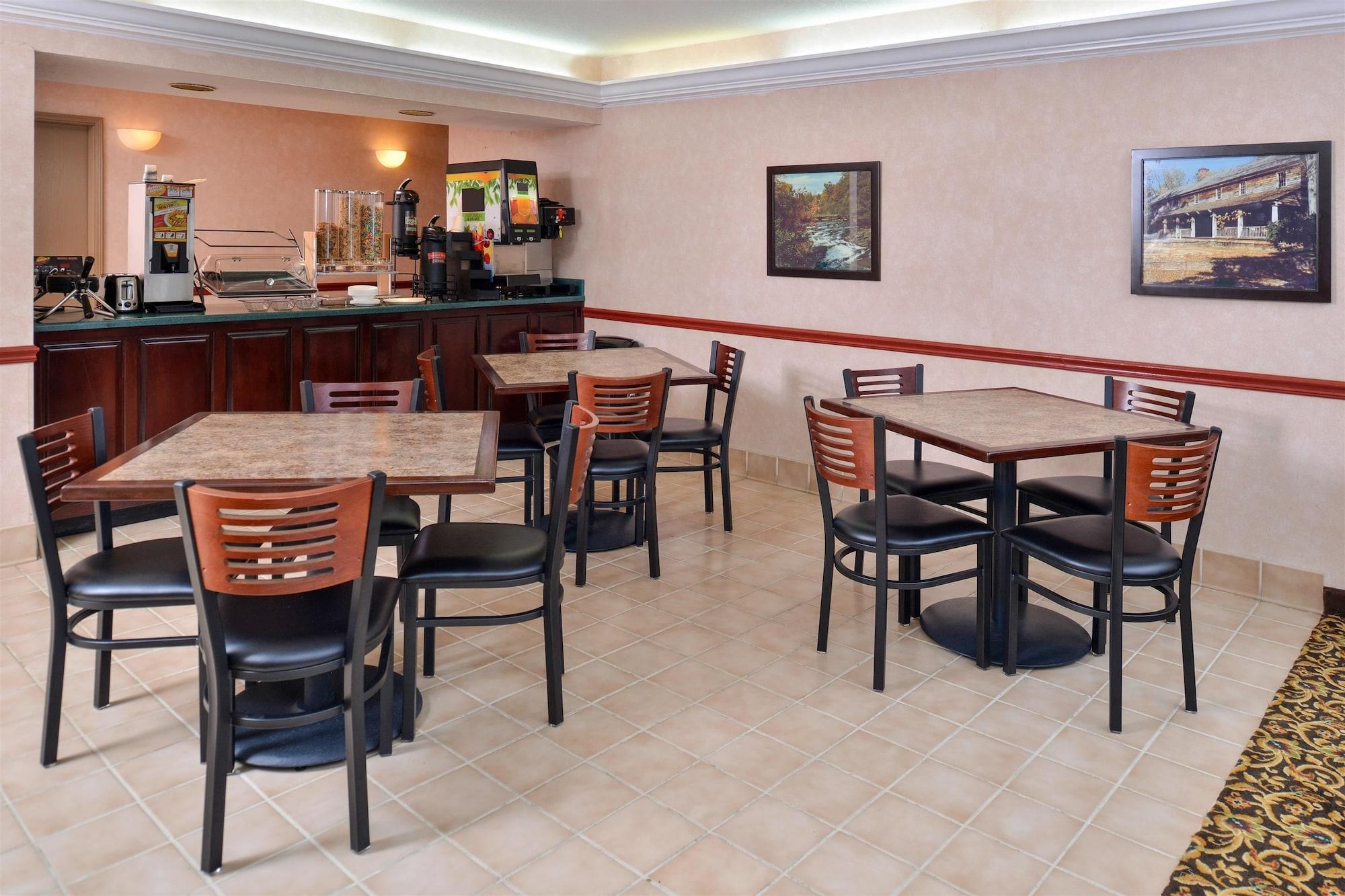 Restaurant Country Hearth Inn & Suites Toccoa