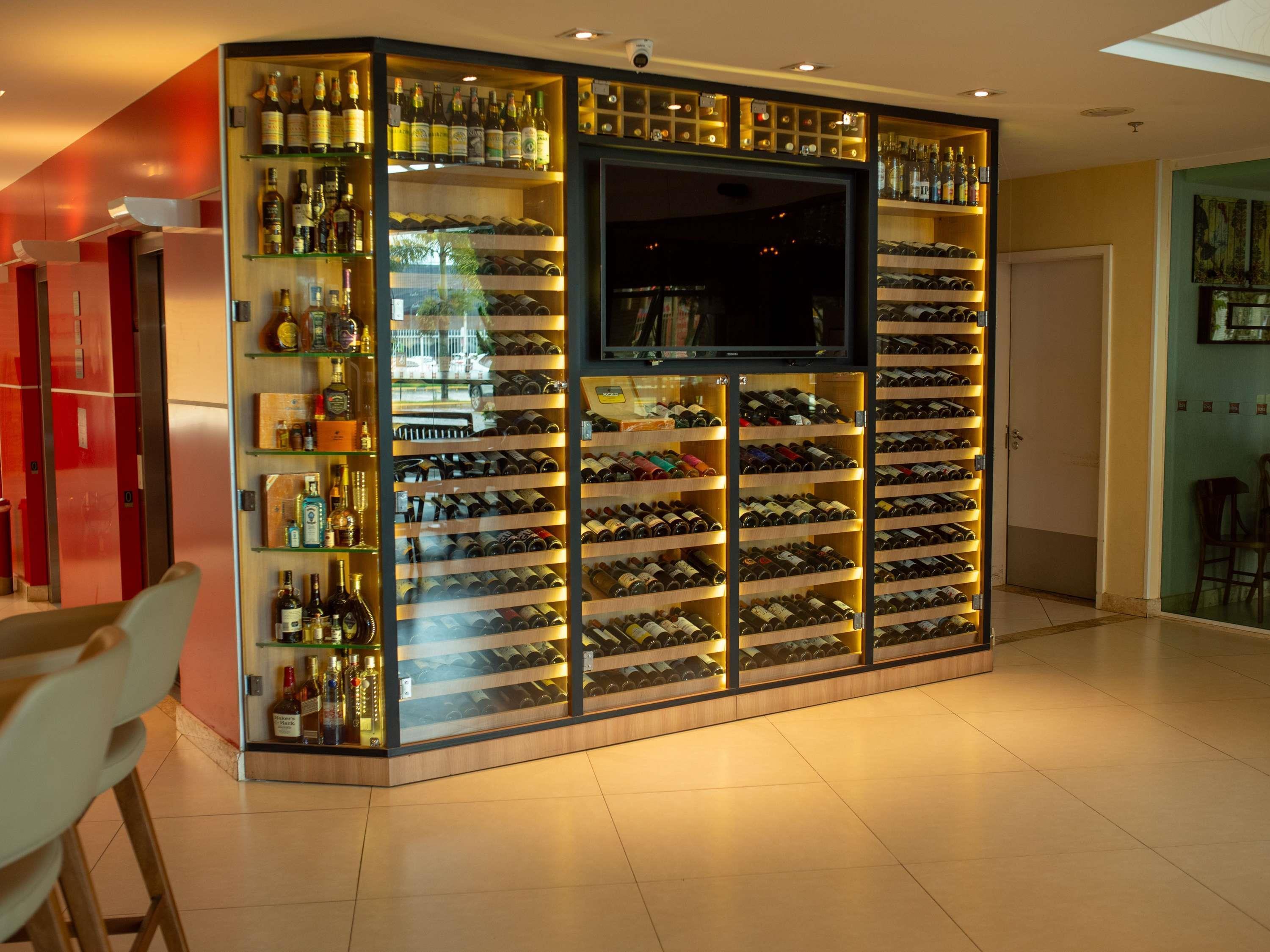 Bar/Salón Ibis Vitoria Da Conquista