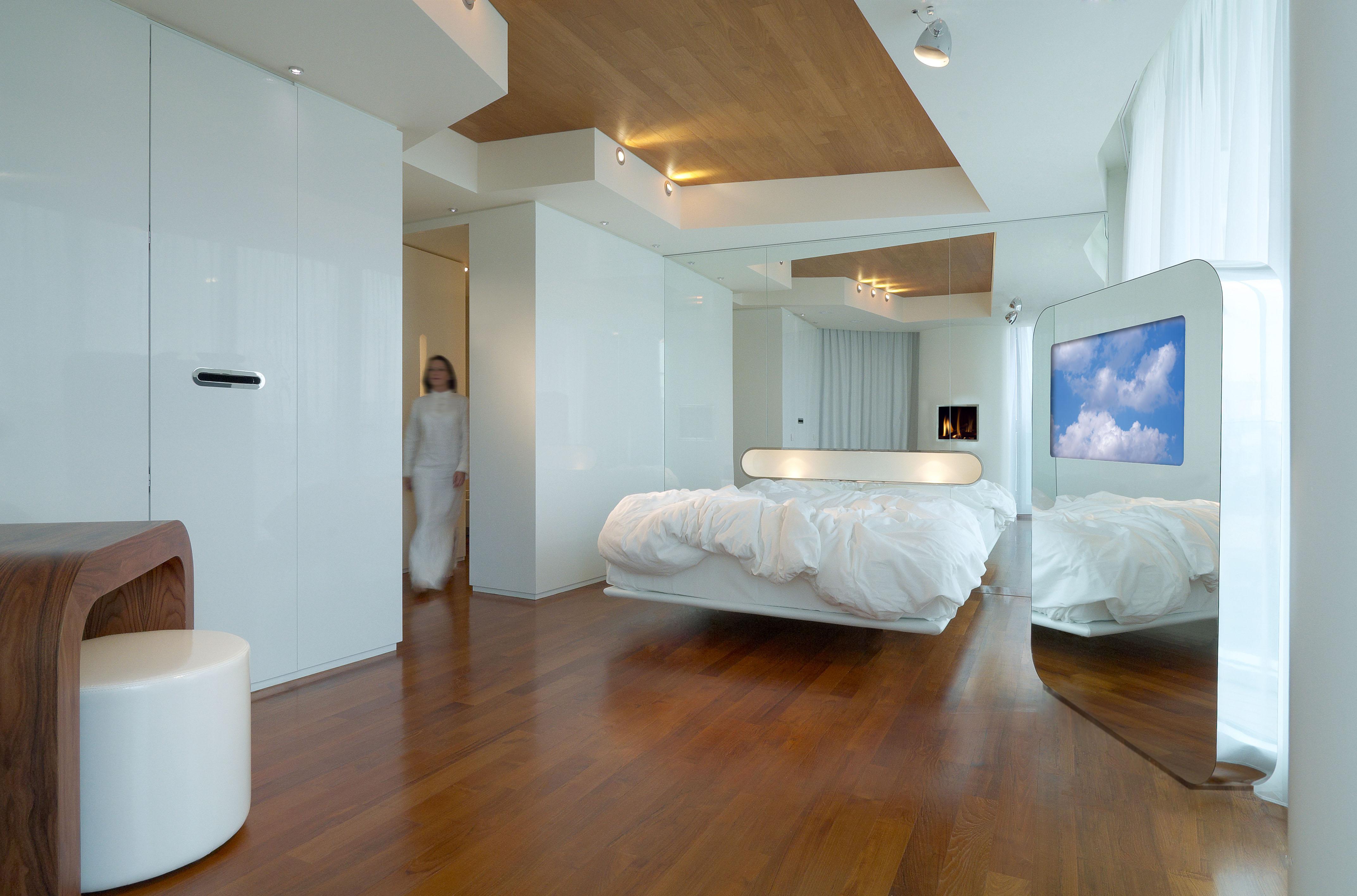 Vista Exterior i-Suite Hotel