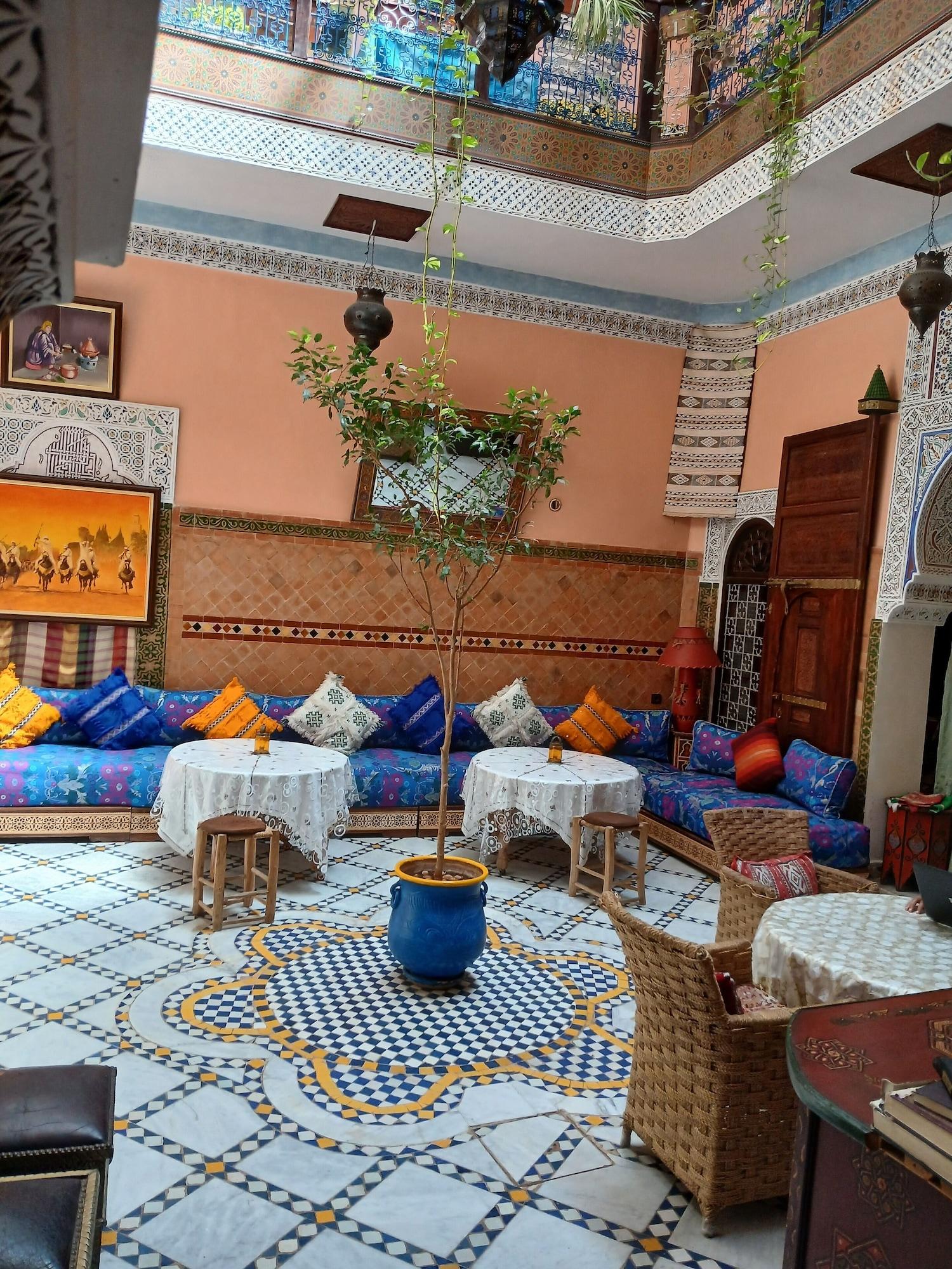 Vista Lobby Riad Idrissi