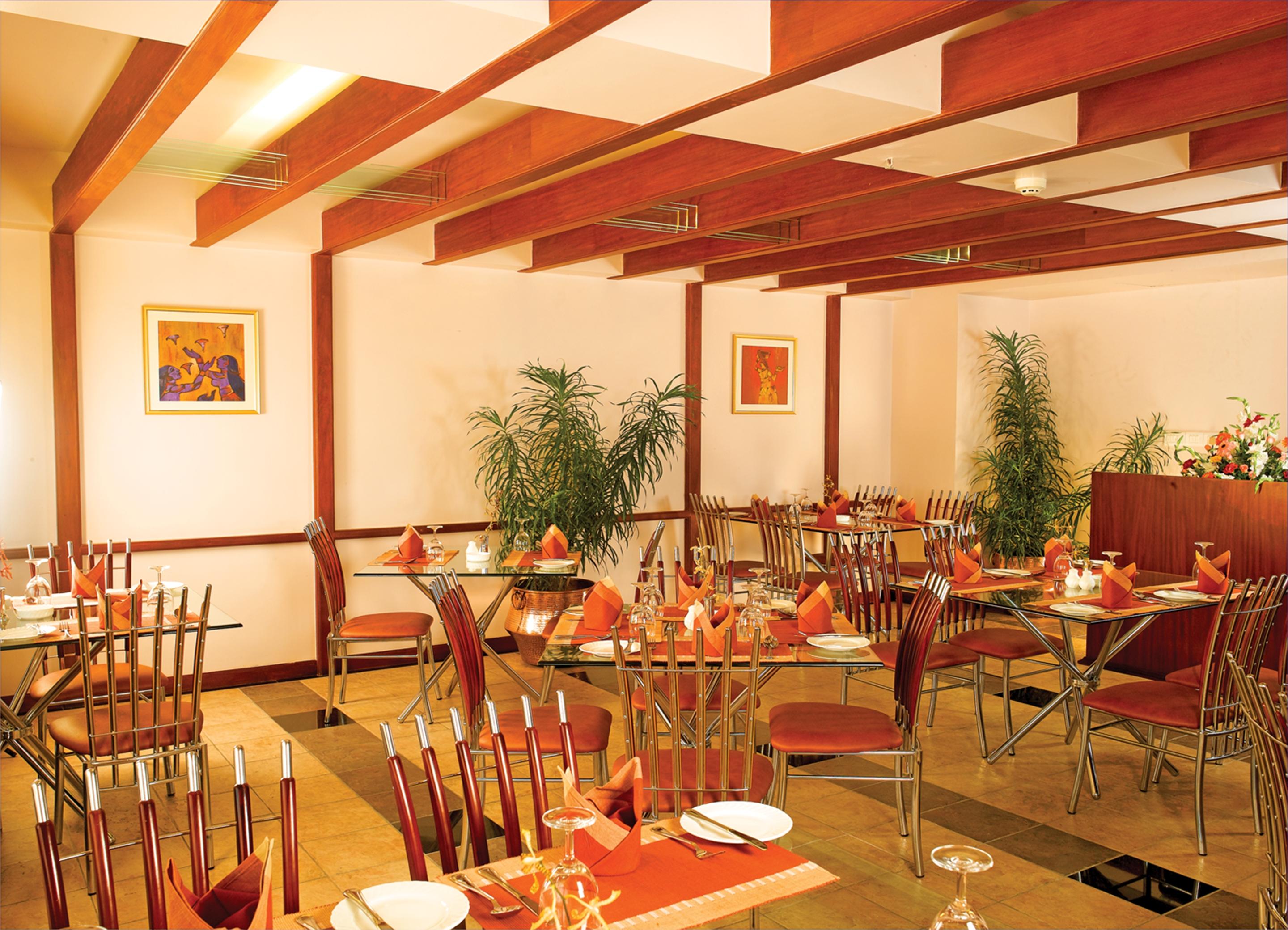 Restaurant Classic Sarovar Portico Thiruvananthapuram