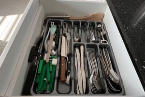 Alquiler Vacacional - Snowy Lodge with street view. A comfortable airconditioned stay do matters!