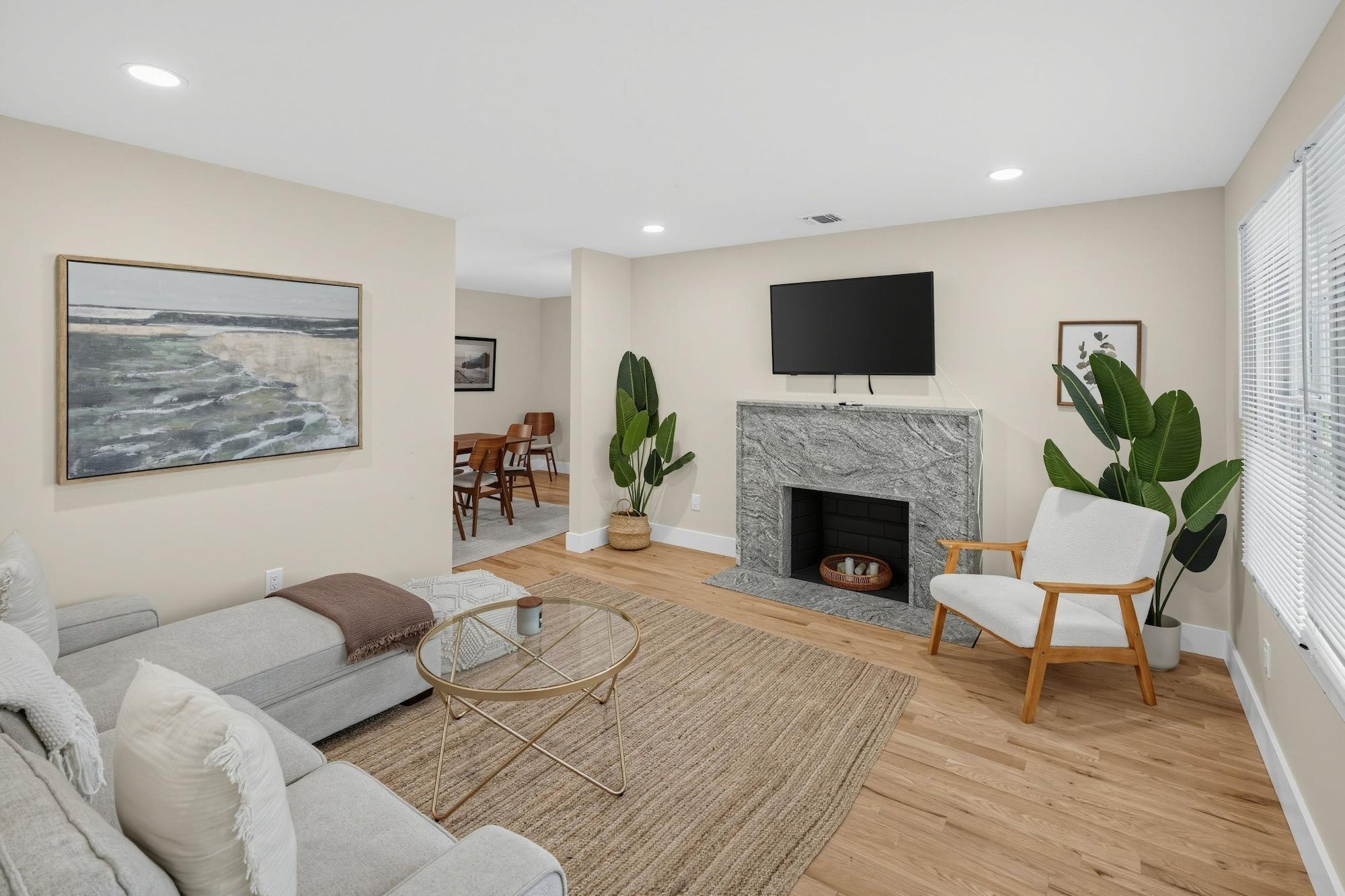 Comodidades del Alojamiento Enjoy Quiet Nights With A Fireplace In Bellport 3 Bedroom Home