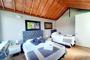 Alquiler Vacacional - Cottage on the Lake:Private Cabin with Jacuzzi in Guatapé, near Piedra del Peñol