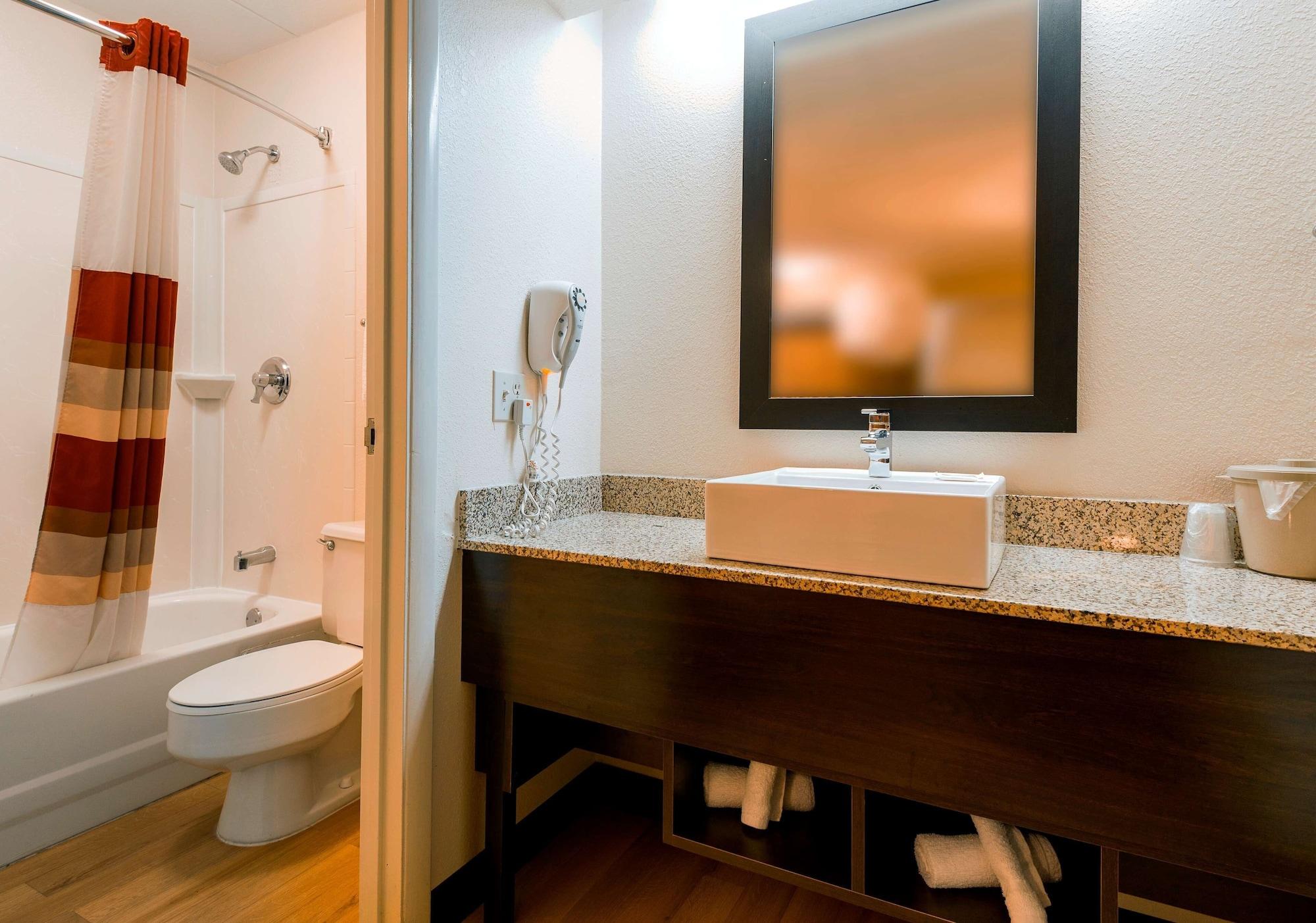 Equipamiento de Habitación Red Roof Inn PLUS+ Washington DC - Oxon Hill 