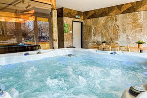 Alojamiento - Park Hotel Sóstó