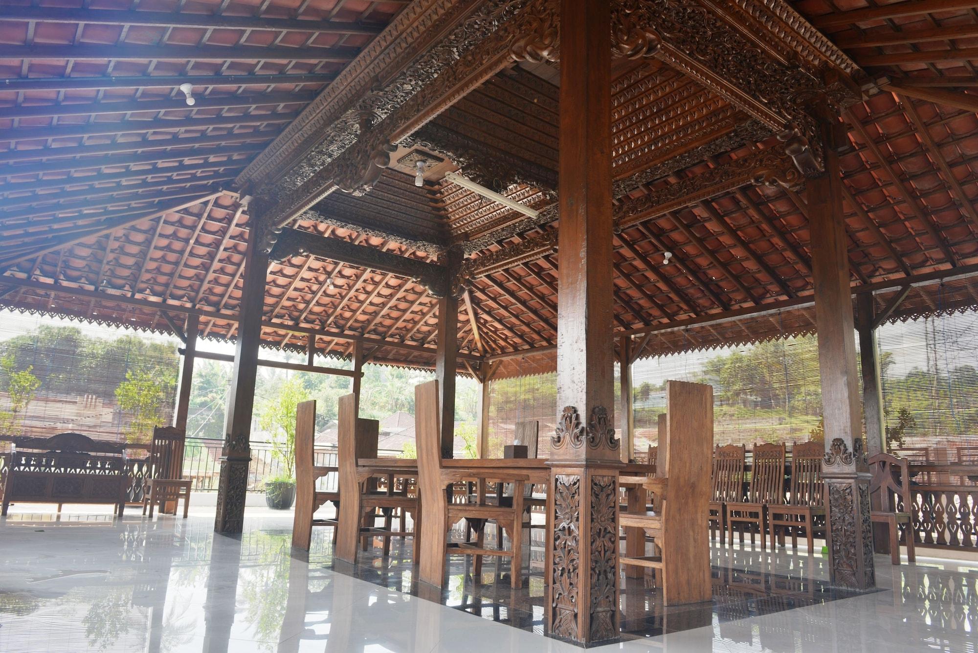 Sala de Reuniones Malang Hill Gallery & Homestay