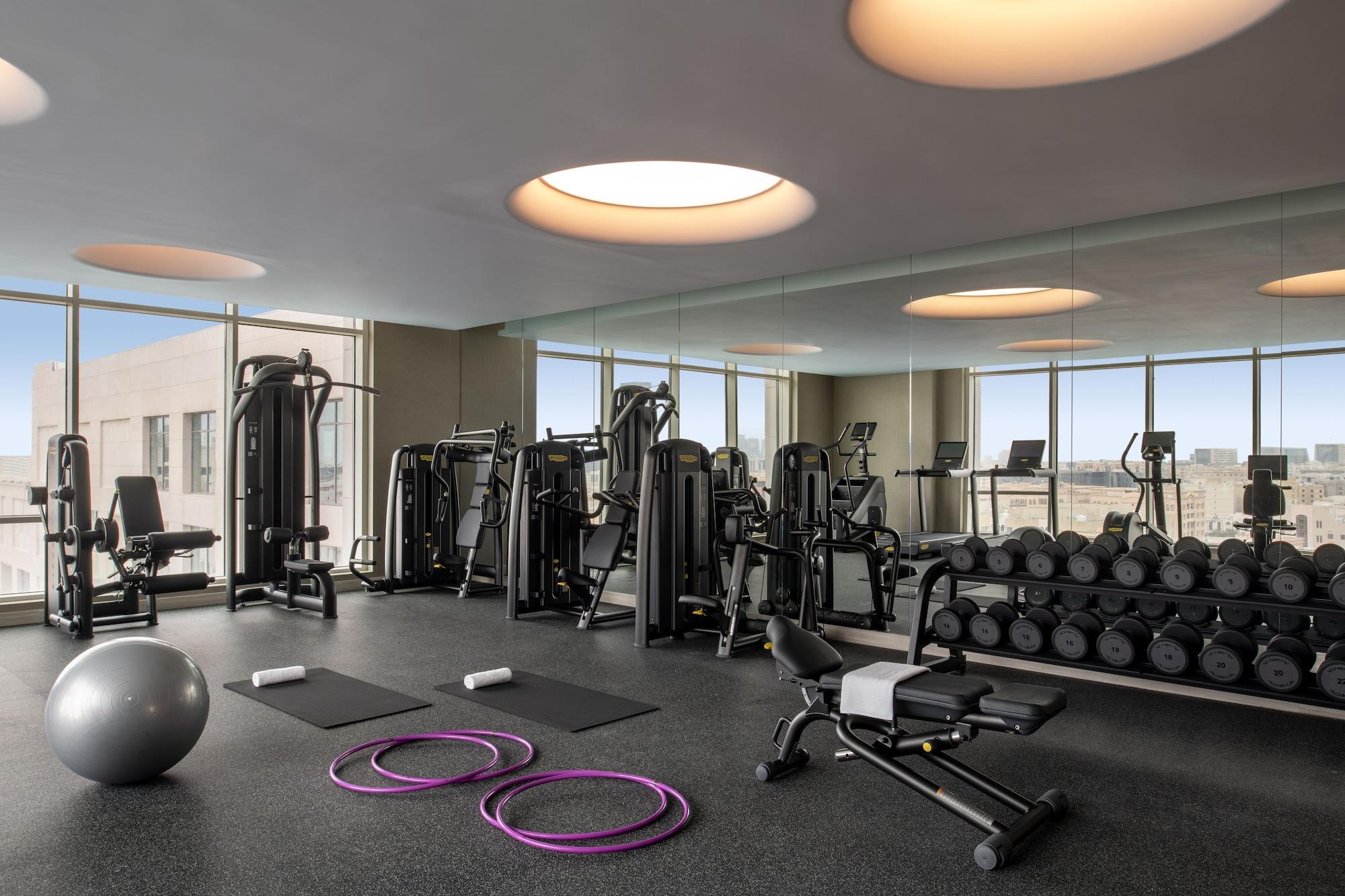 Gimnasio Abesq Doha Hotel and Residences - An IHG Hotel