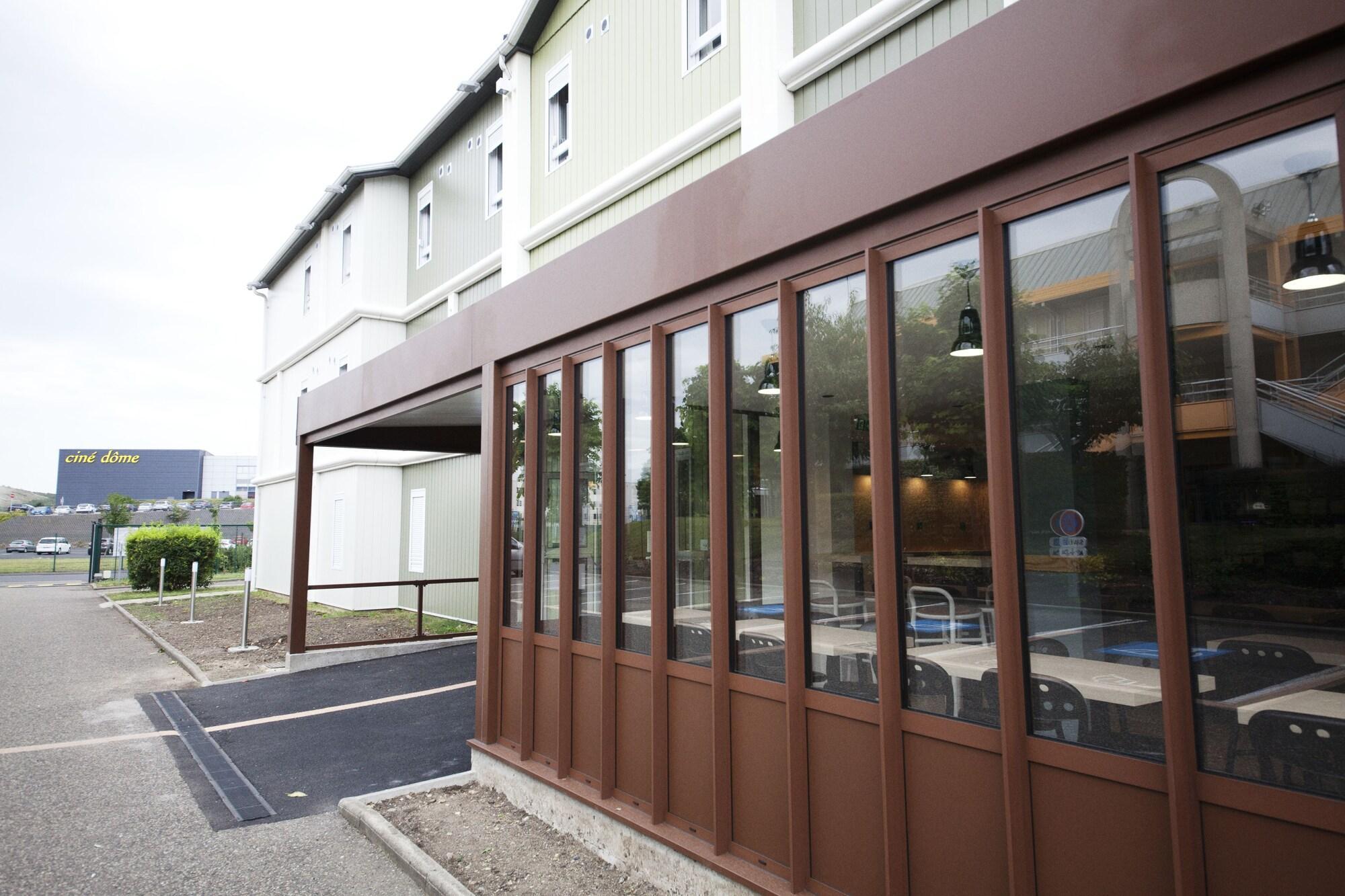 Vista Exterior Brit Hotel Essentiel Arverne Clermont Sud