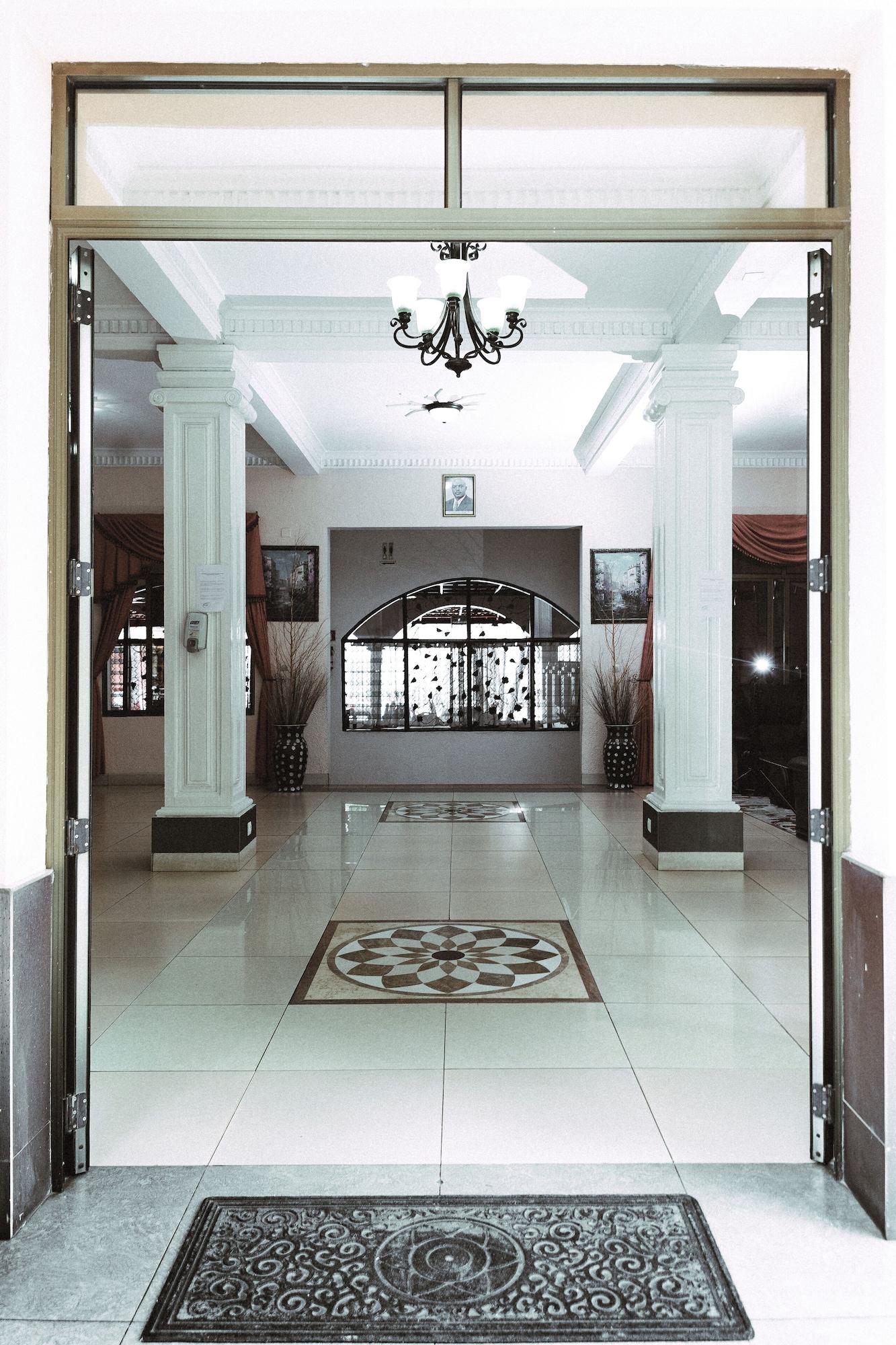 Vista Lobby Pearl Residence Hotel
