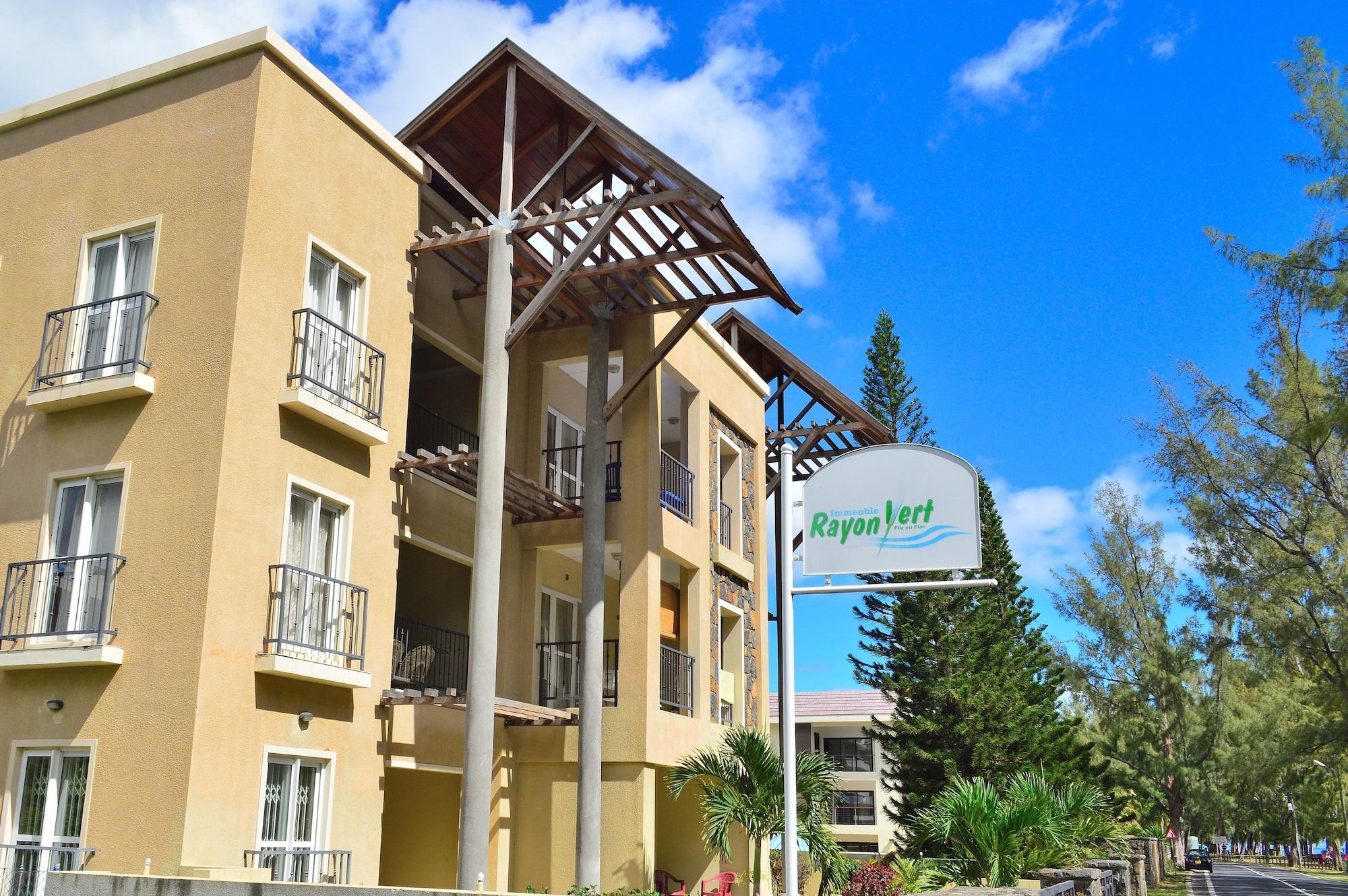 Varios Paradya Beach Apartments