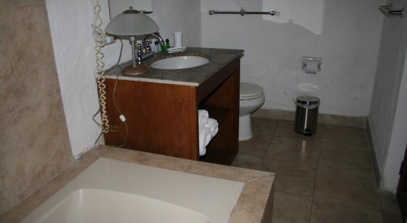 Baño Casa del Tejadillo