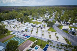 Alojamiento - Club Naples RV Resort