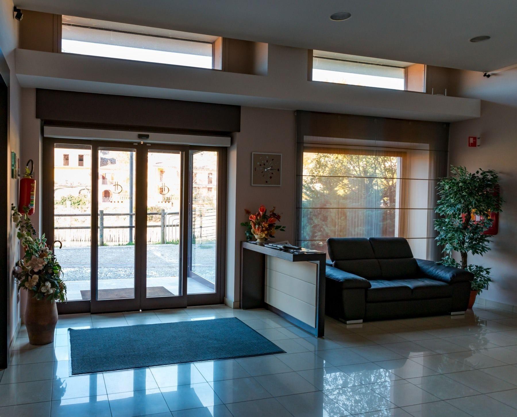 Vista Lobby Hotel Cavour
