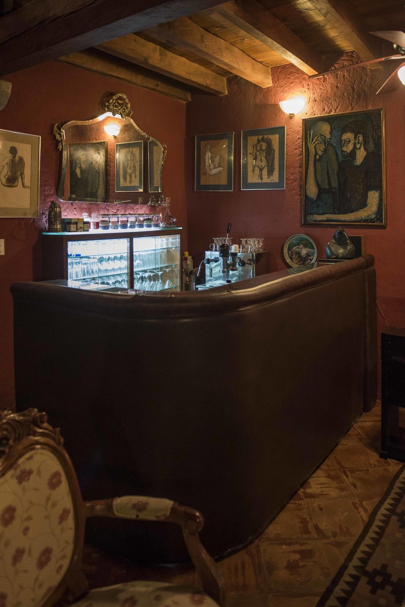 Bar/Salón Orchidelirium Casa Hotel & Salud Estetica