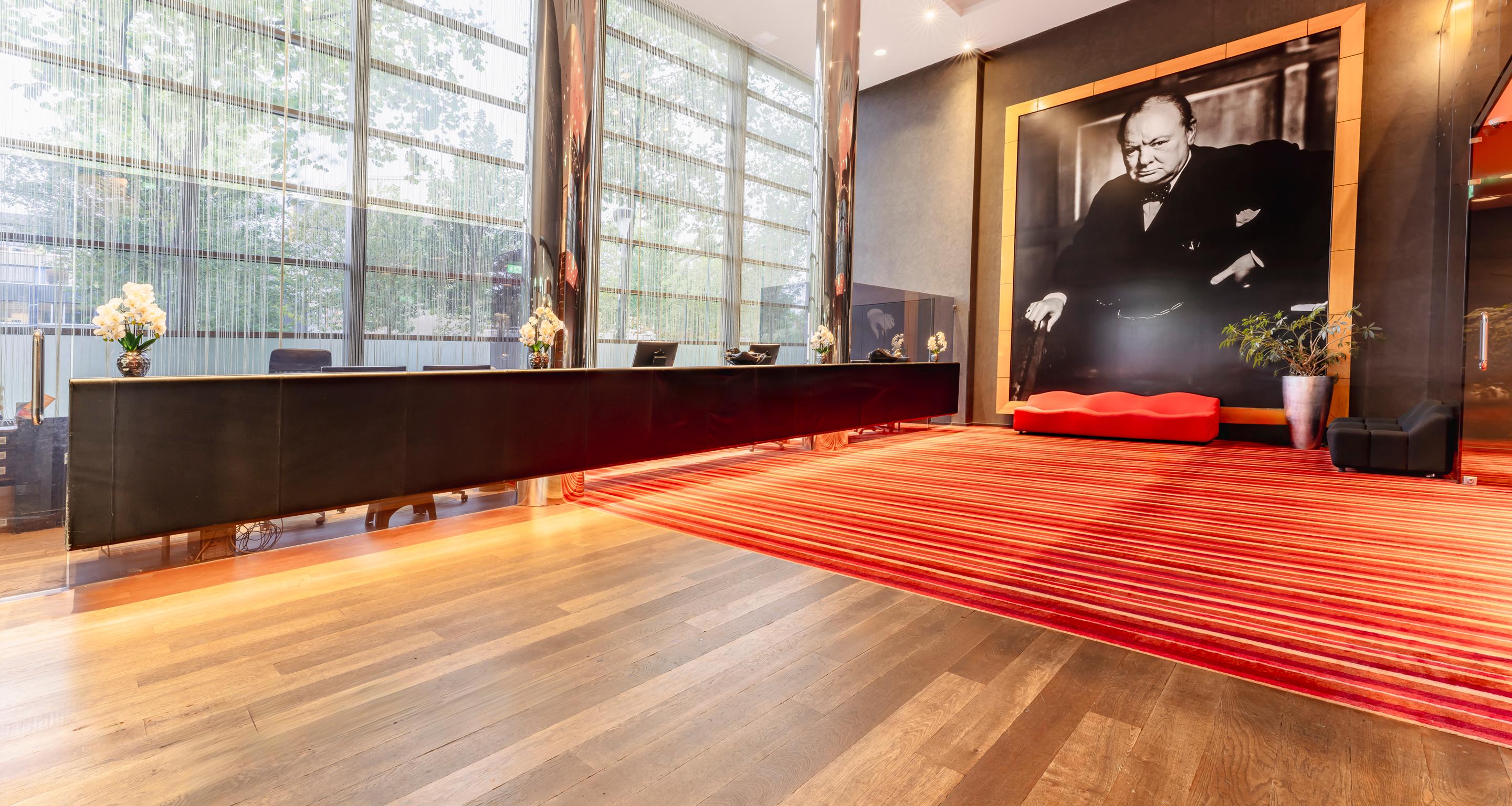 Vista Lobby PLAZA Premium Grand Winston