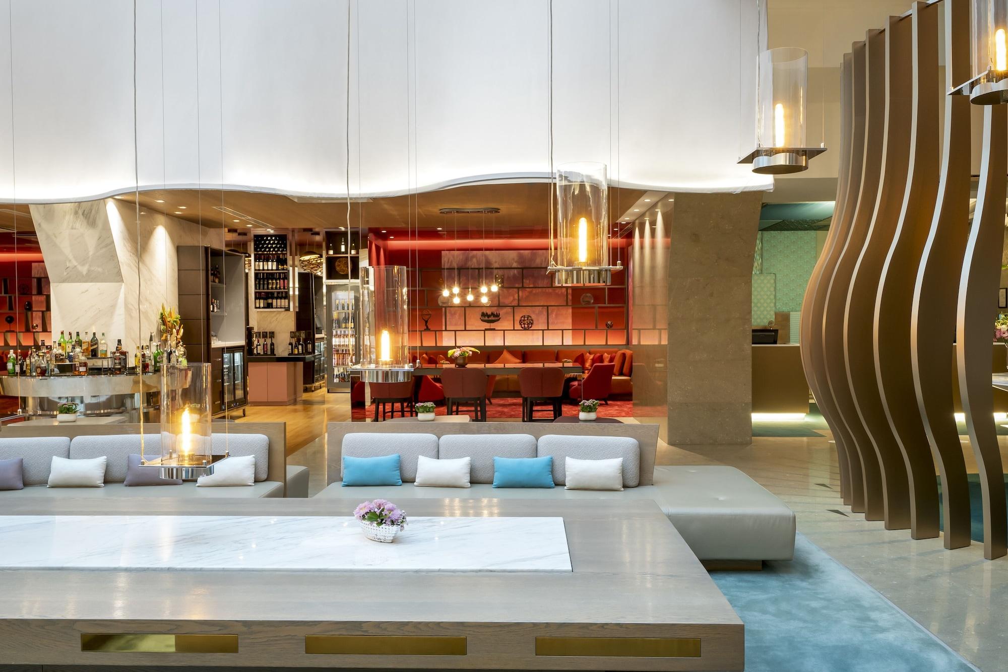 Vista Lobby Novotel Istanbul Bosphorus