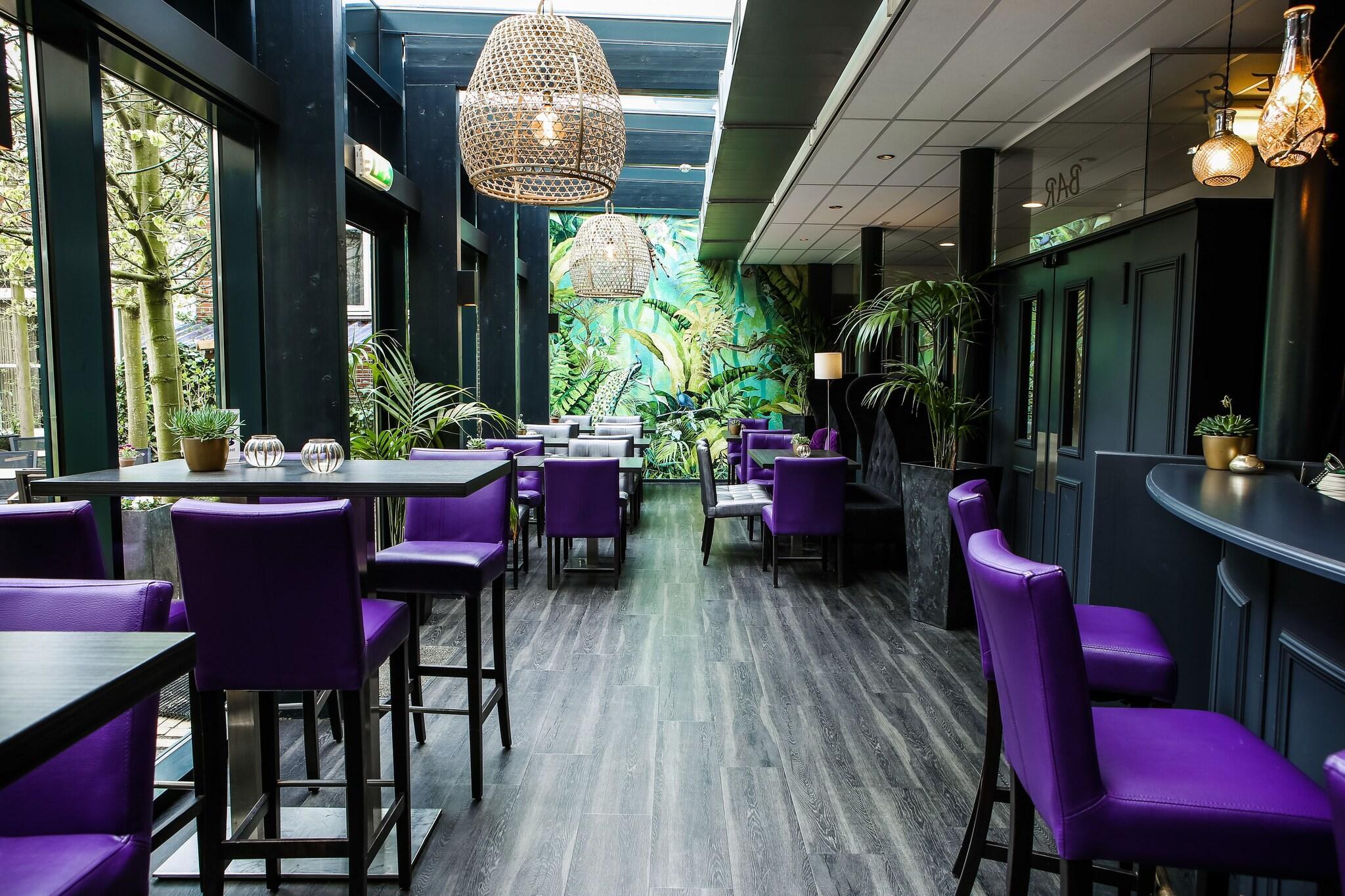 Bar/Salón Hotel ten Cate