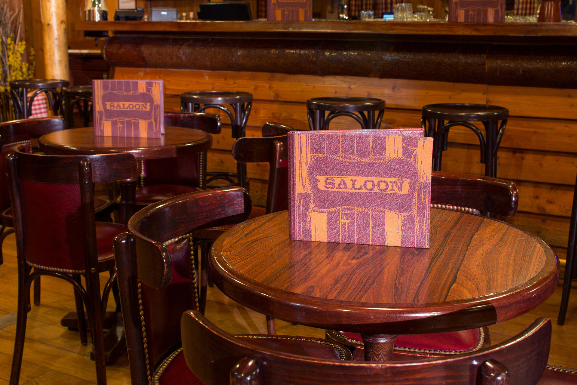 Bar/Salón Disney Davy Crockett Ranch