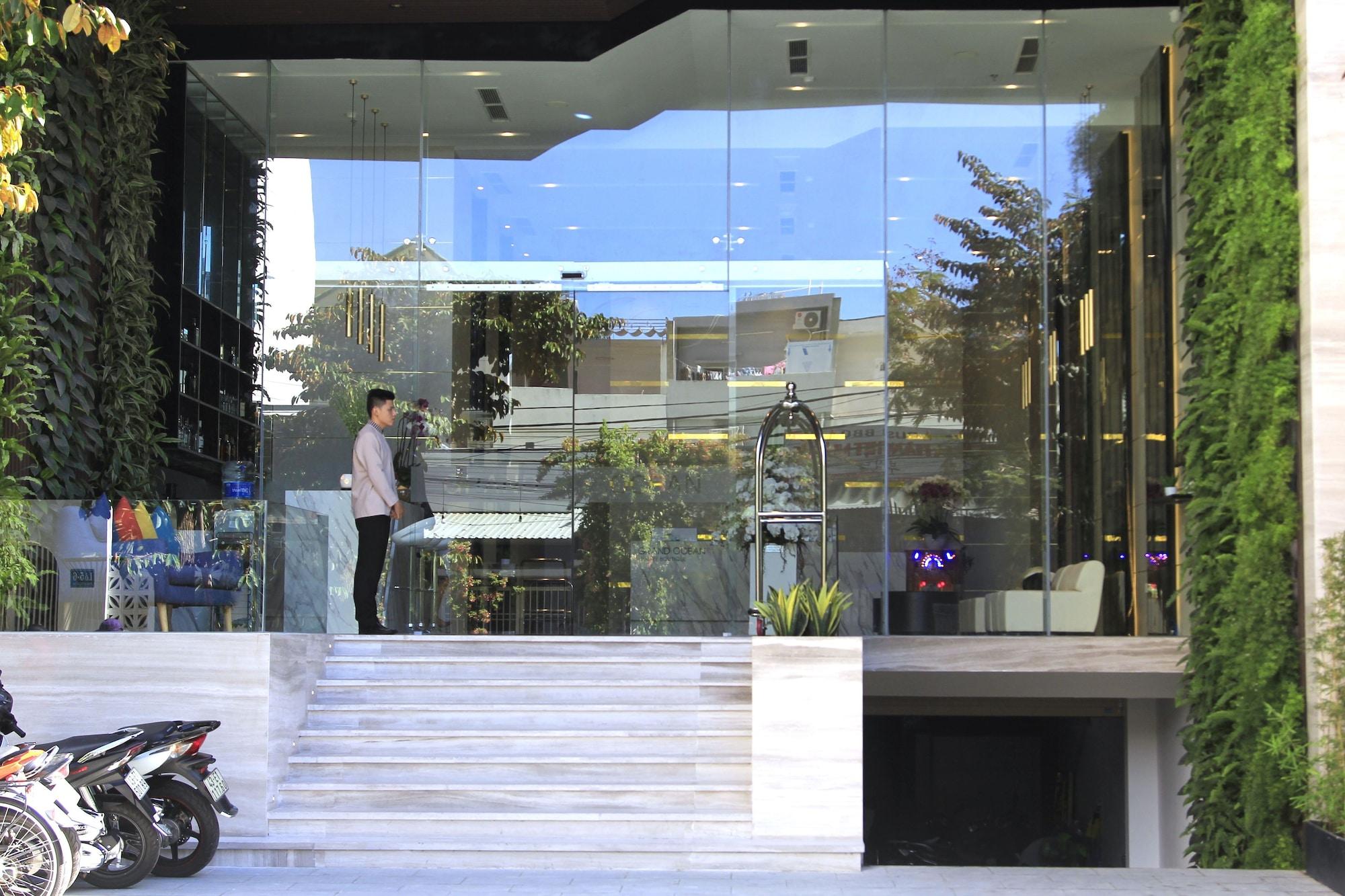 Vista Exterior Grand Ocean Luxury Boutique
