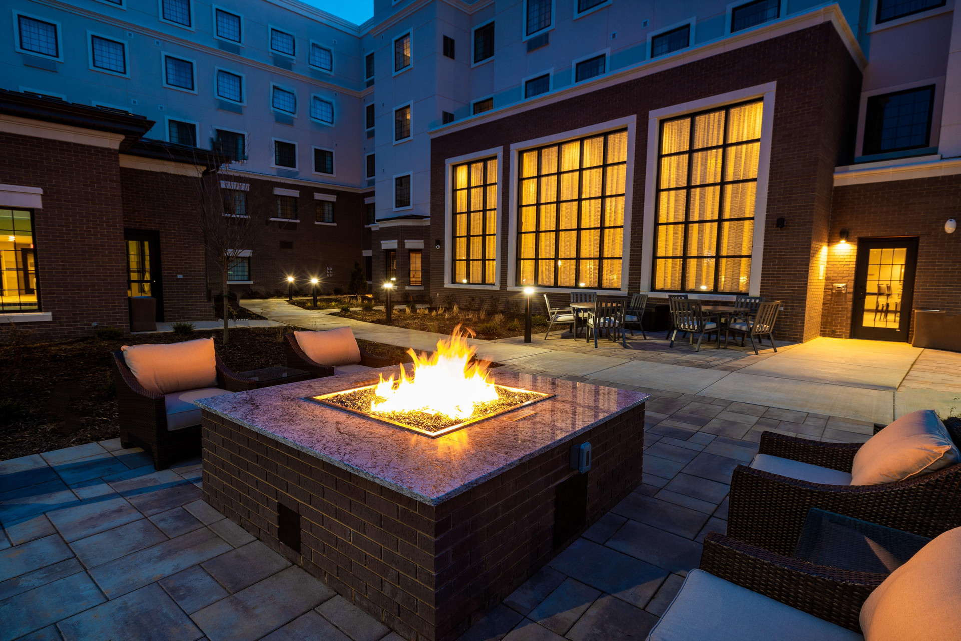 Vista Exterior Staybridge Suites Washington DC East - Largo by IHG