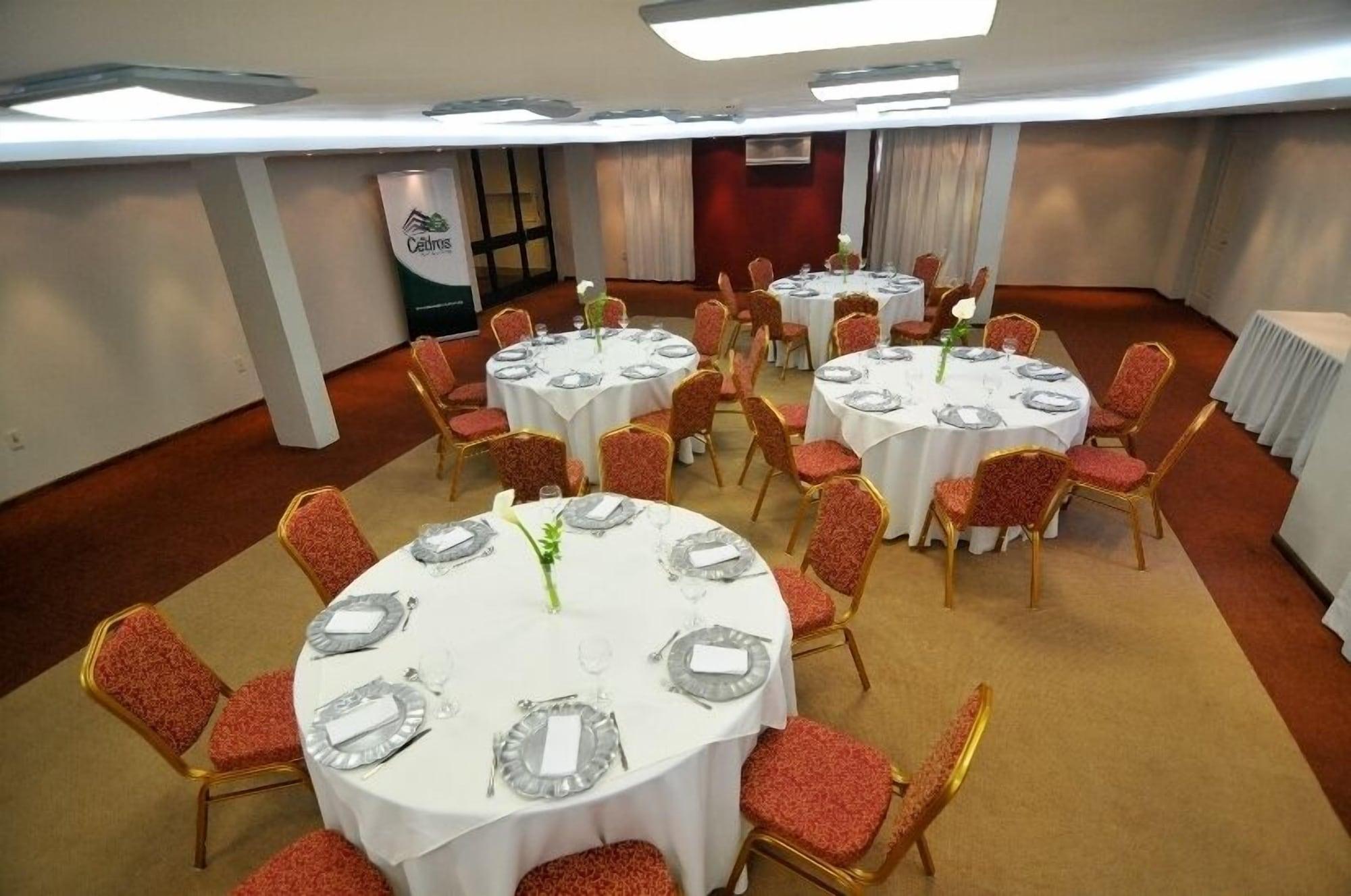 Salón de Baile Hotel Los Cedros