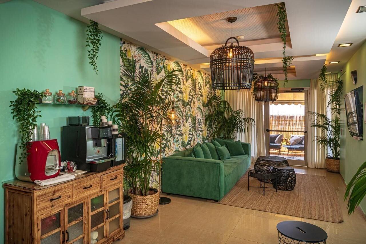 Vista Lobby Marina Ben Gurion Hostel