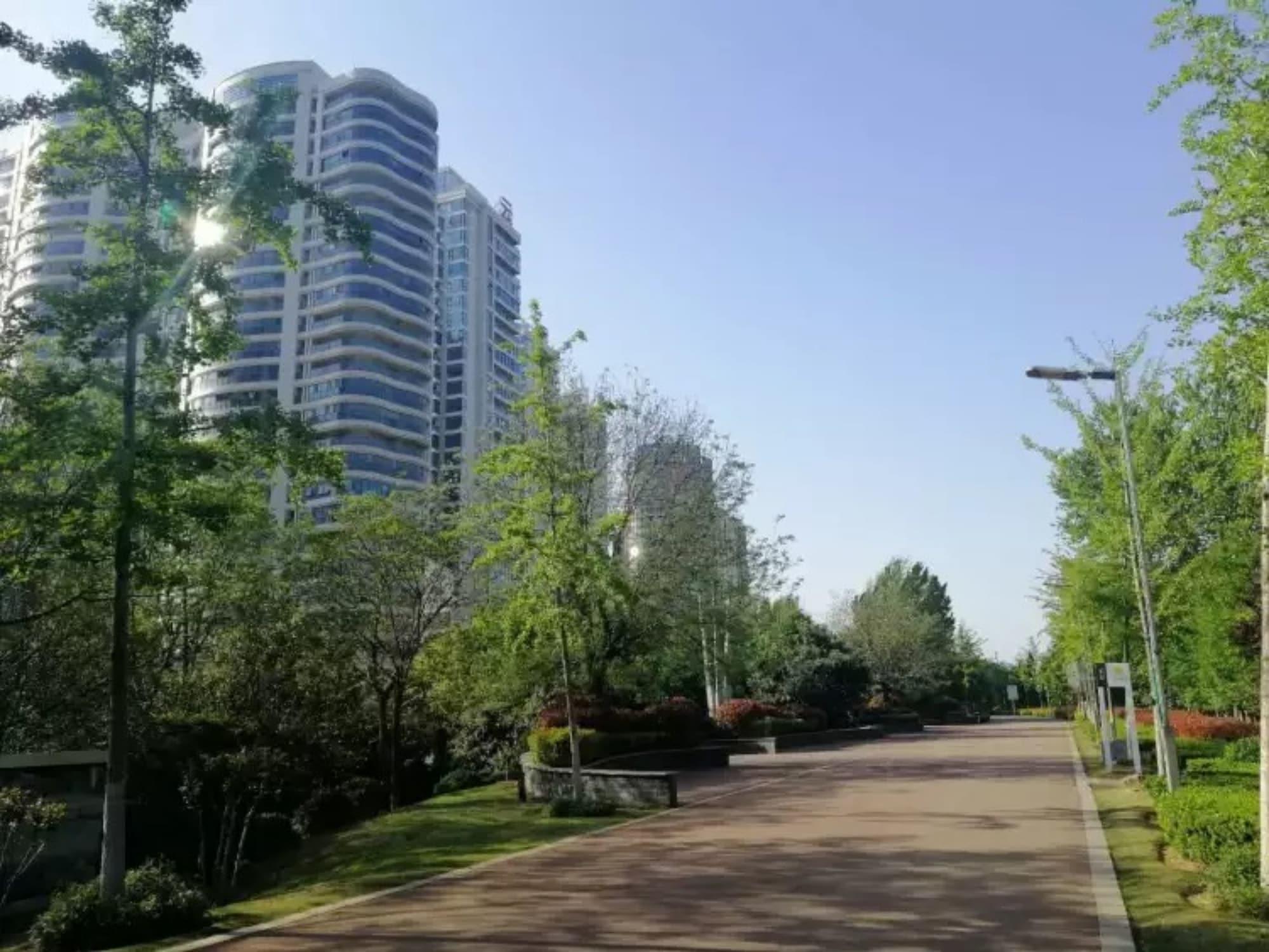 Vista Exterior Poltton International Apartment Luohe