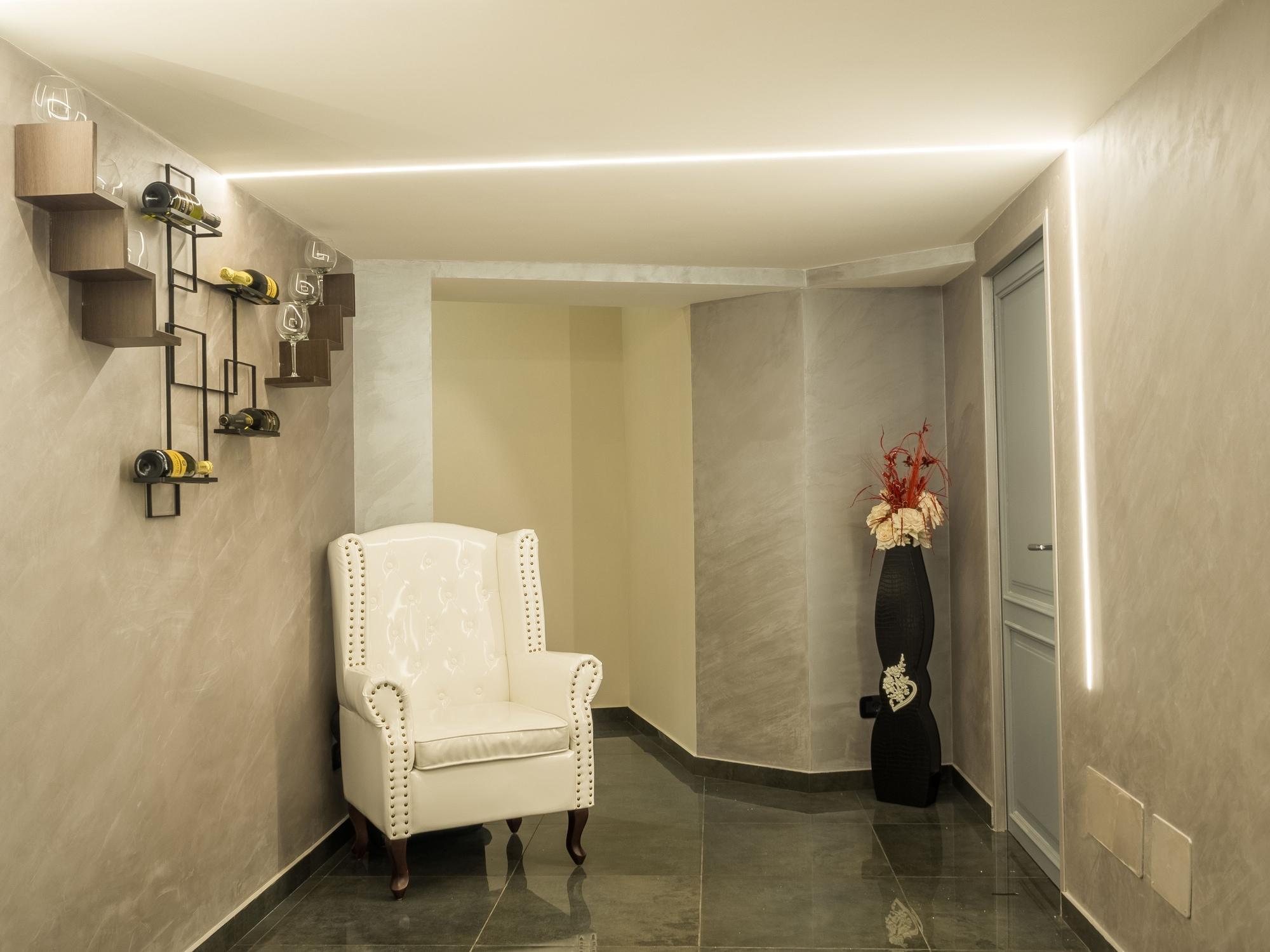 Vista Lobby Operà Suites Roma