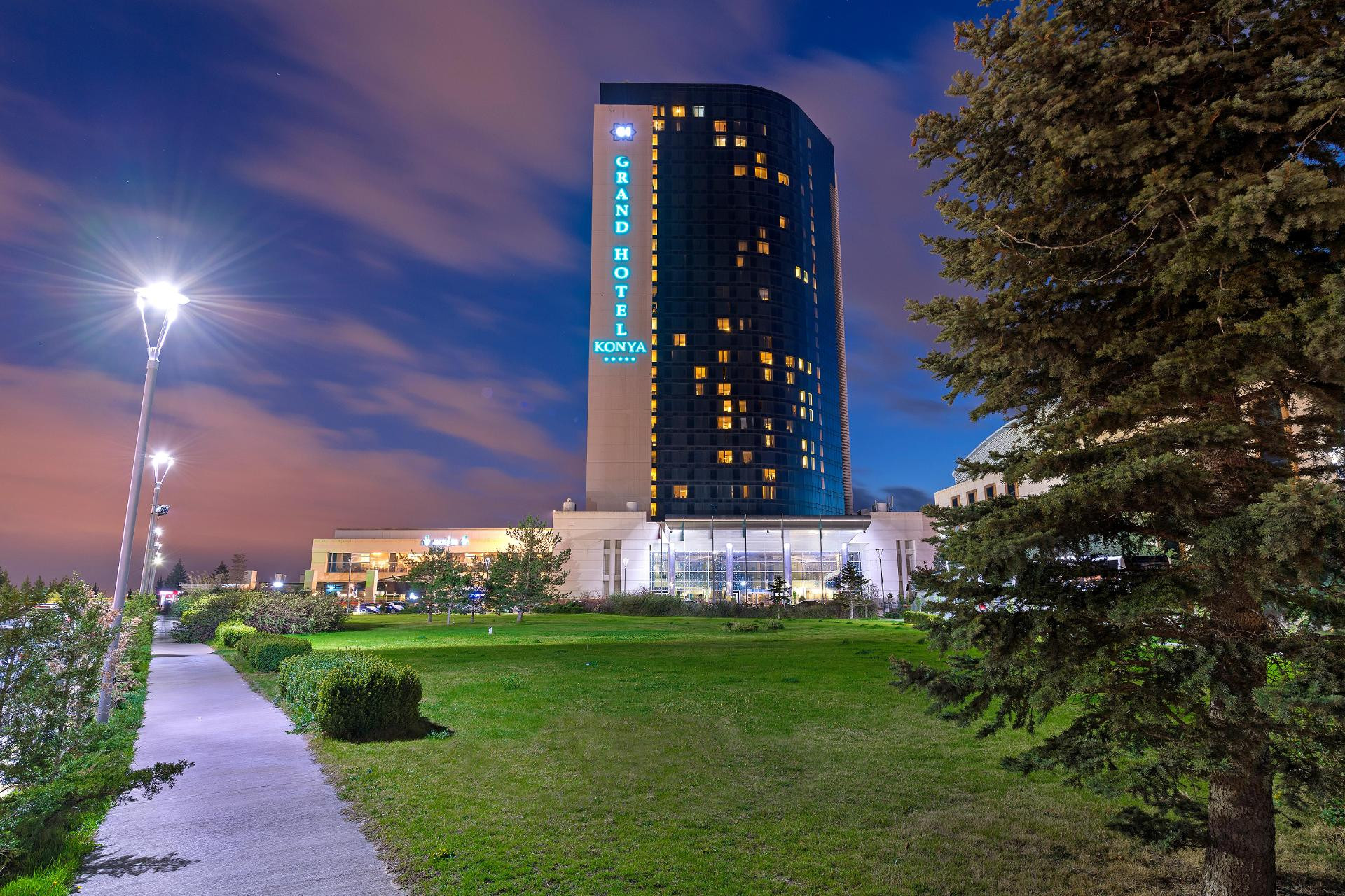 Vista Exterior Grand Hotel Konya