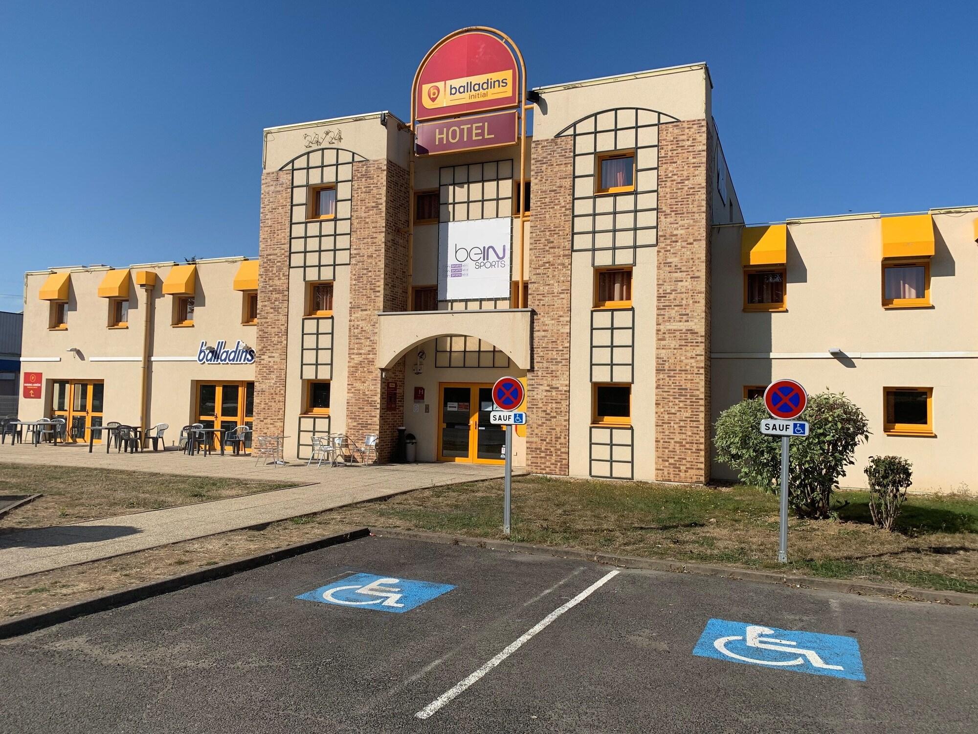 Vista Exterior initial by balladins Tours Sud